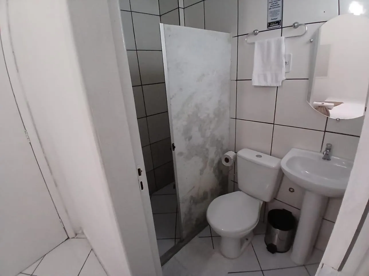Bathroom in Hotel Aconchegante