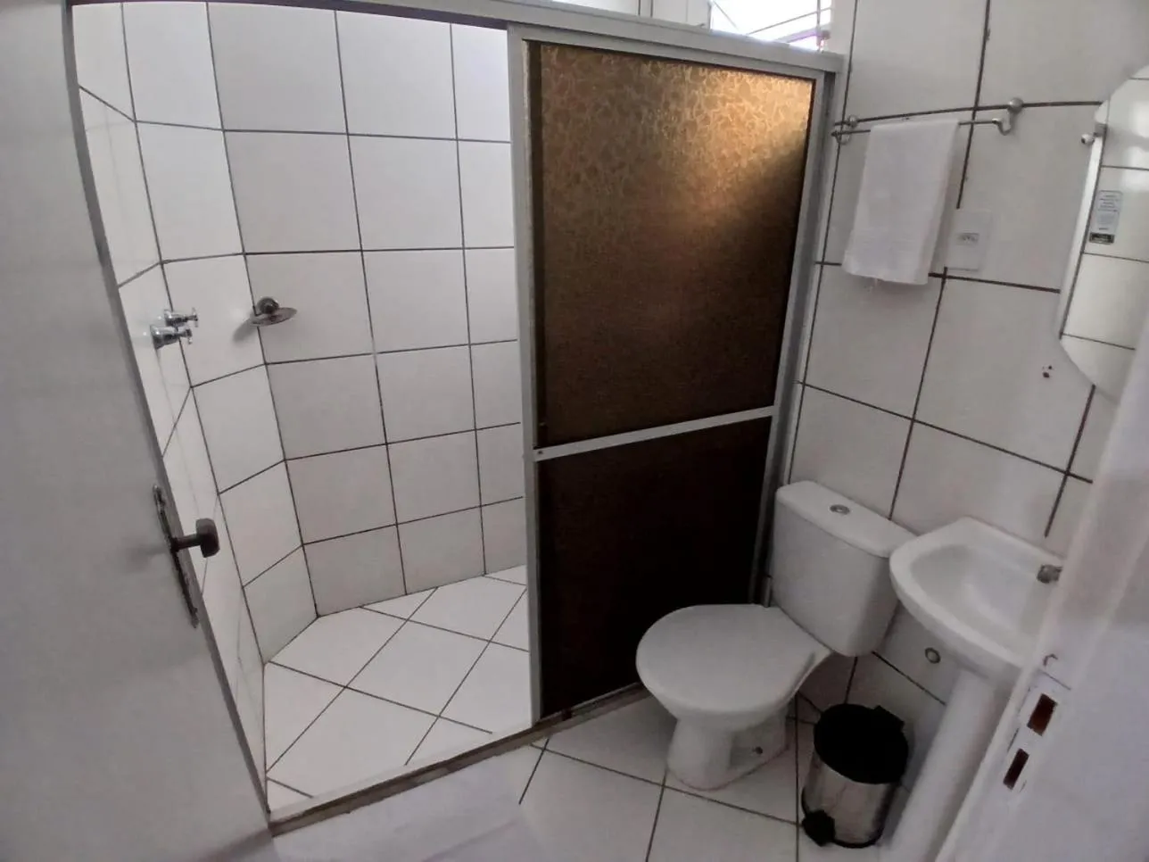Bathroom in Hotel Aconchegante