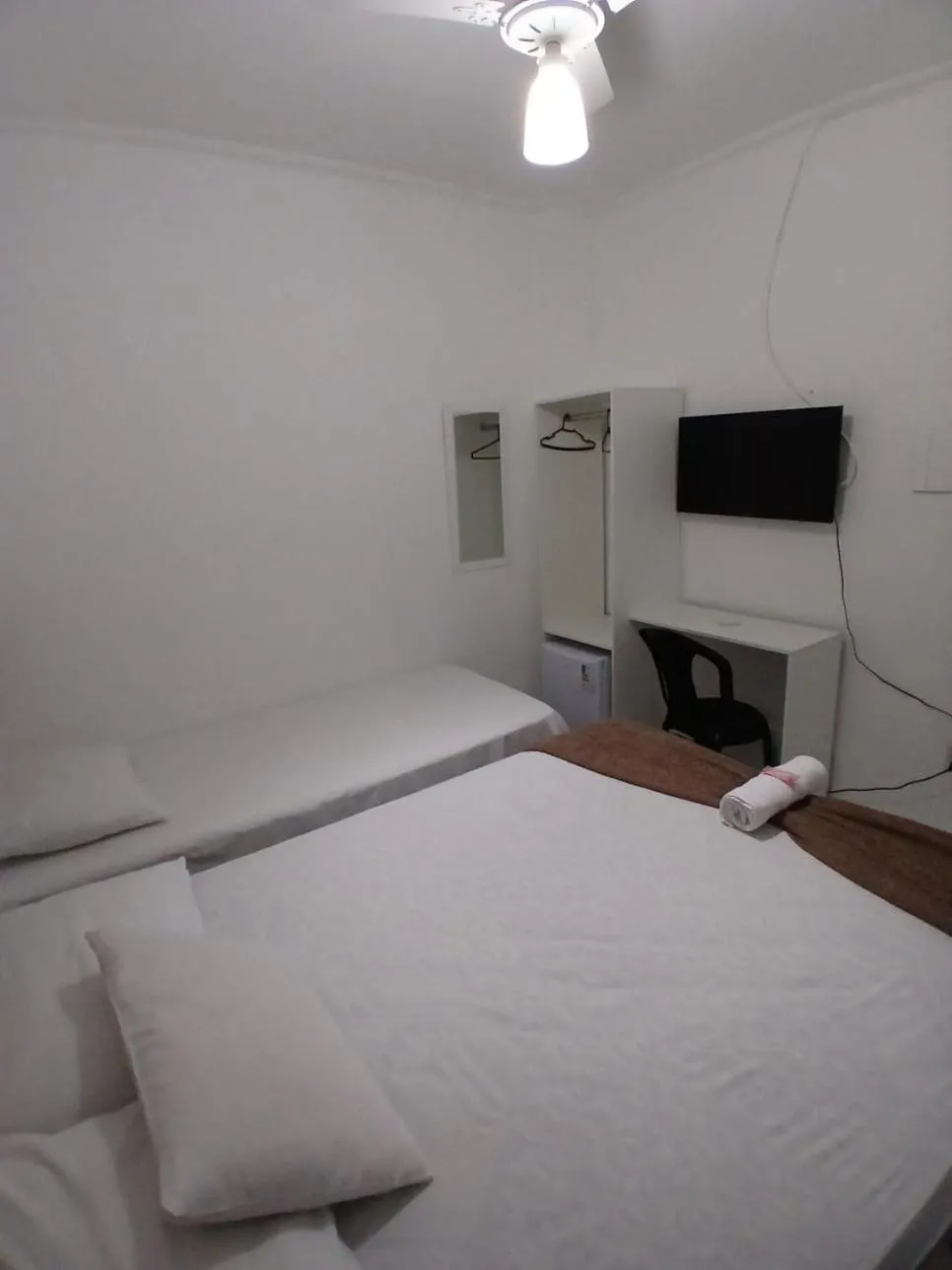 Photo of the whole room, Bed in Hotel Aconchegante
