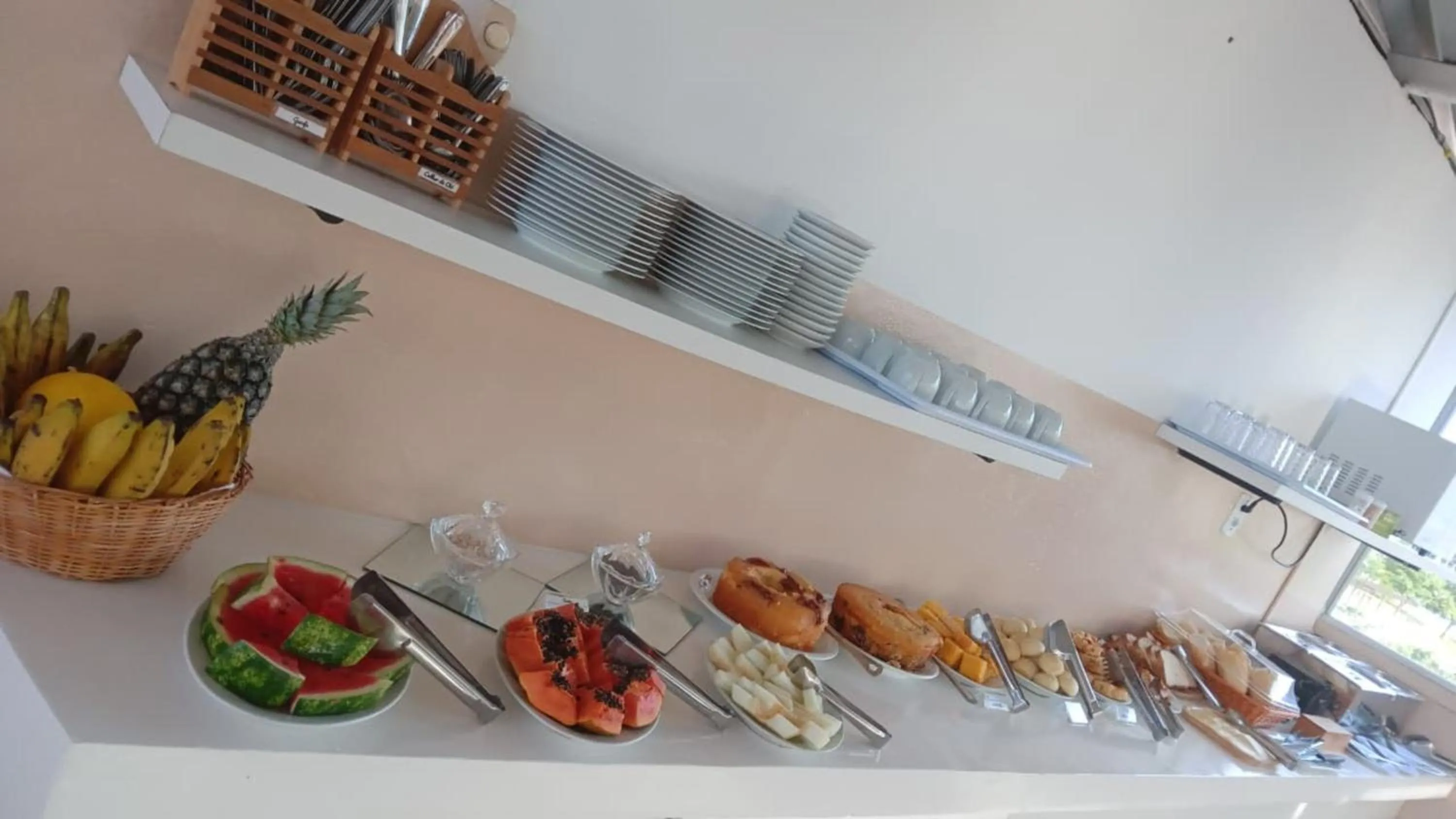 Breakfast in Hotel Aconchegante