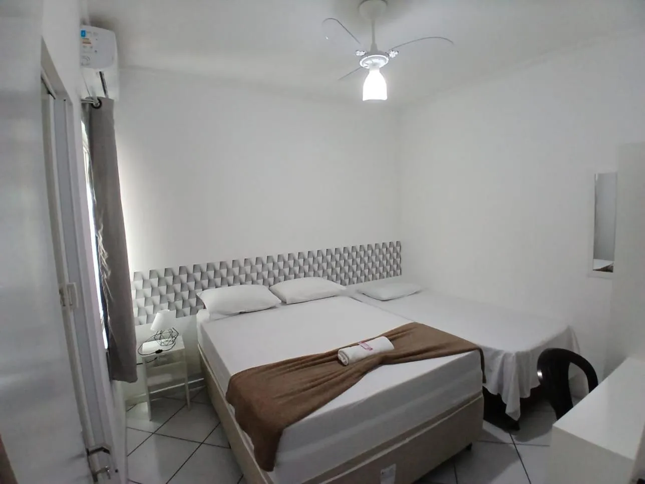 Photo of the whole room, Bed in Hotel Aconchegante