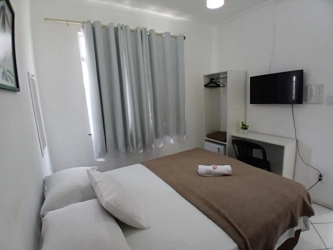 Photo of the whole room, Bed in Hotel Aconchegante