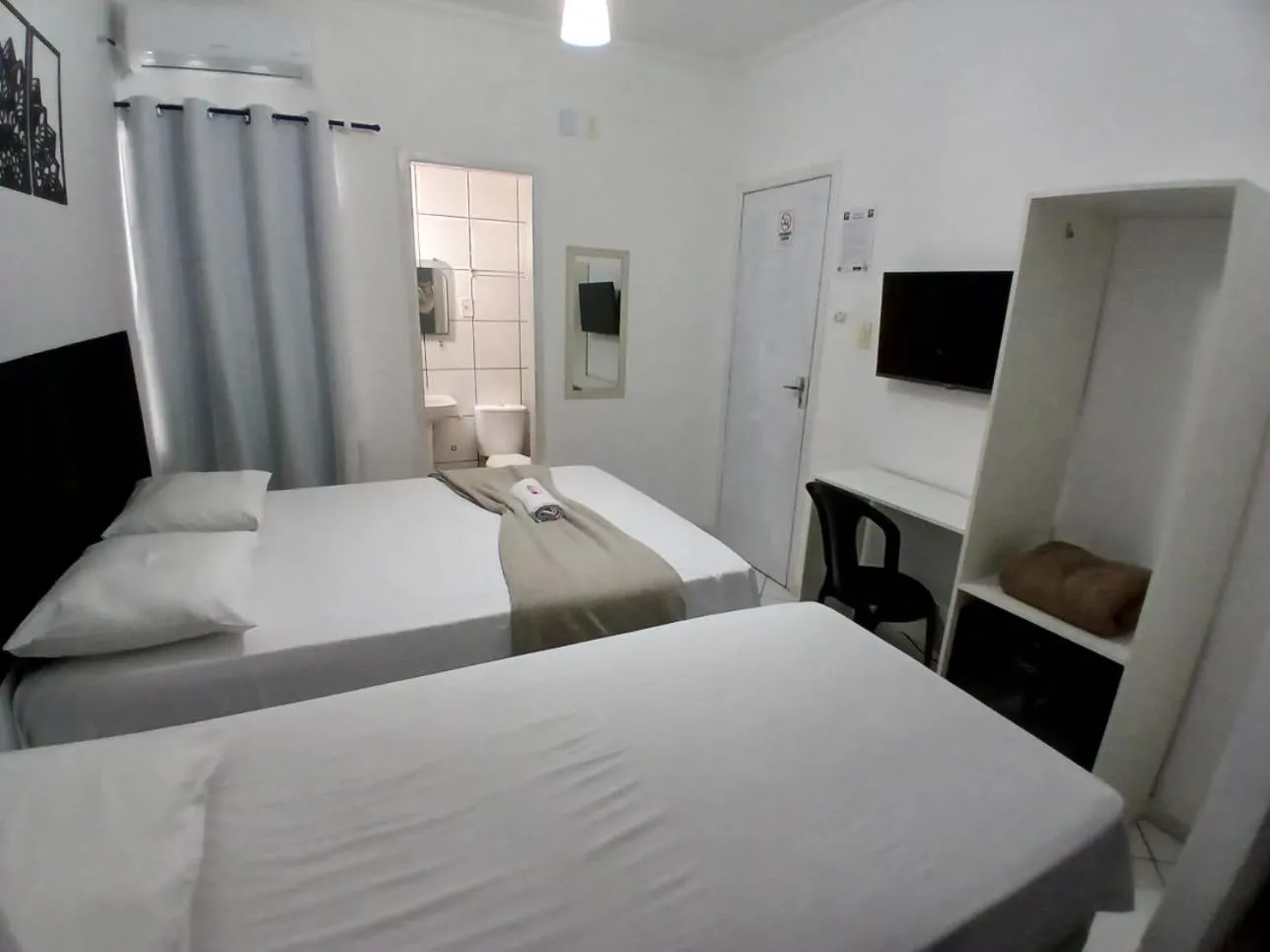 Photo of the whole room, Bed in Hotel Aconchegante