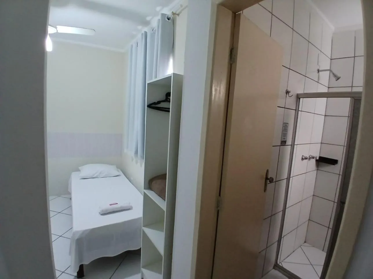Photo of the whole room in Hotel Aconchegante