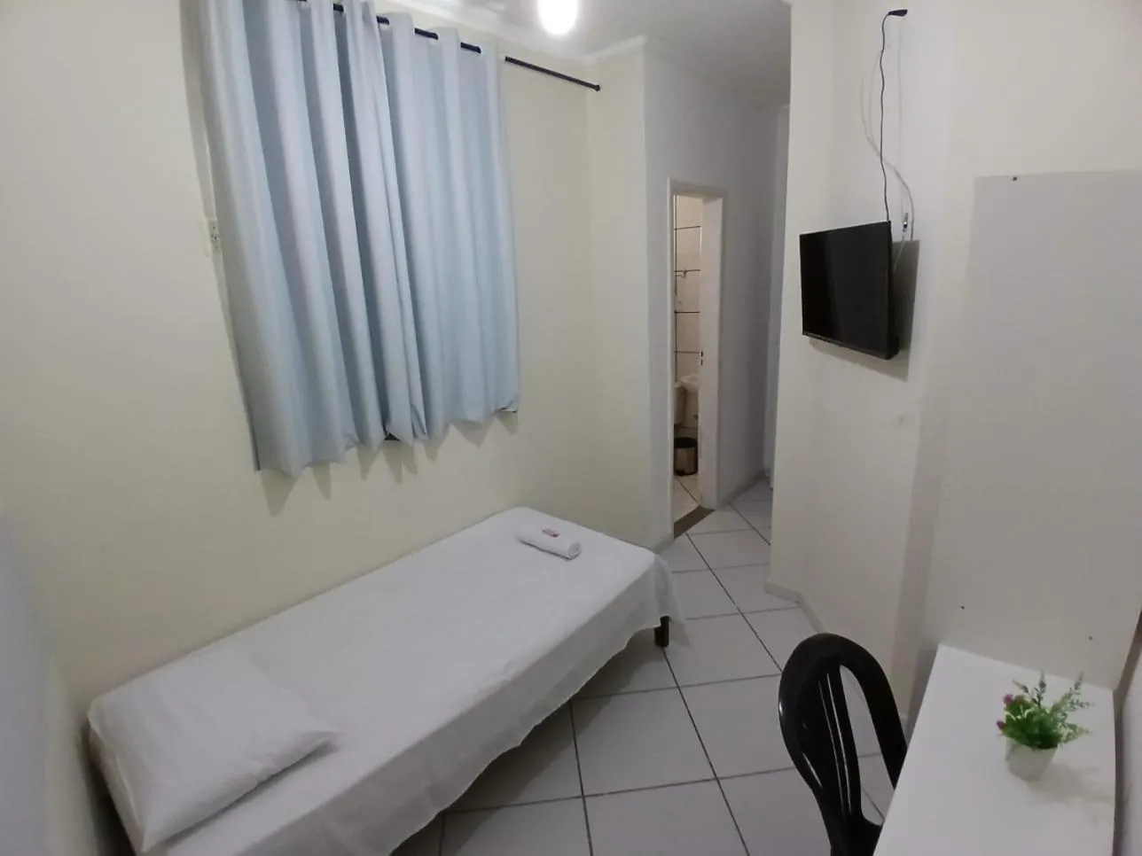 Photo of the whole room, Bed in Hotel Aconchegante