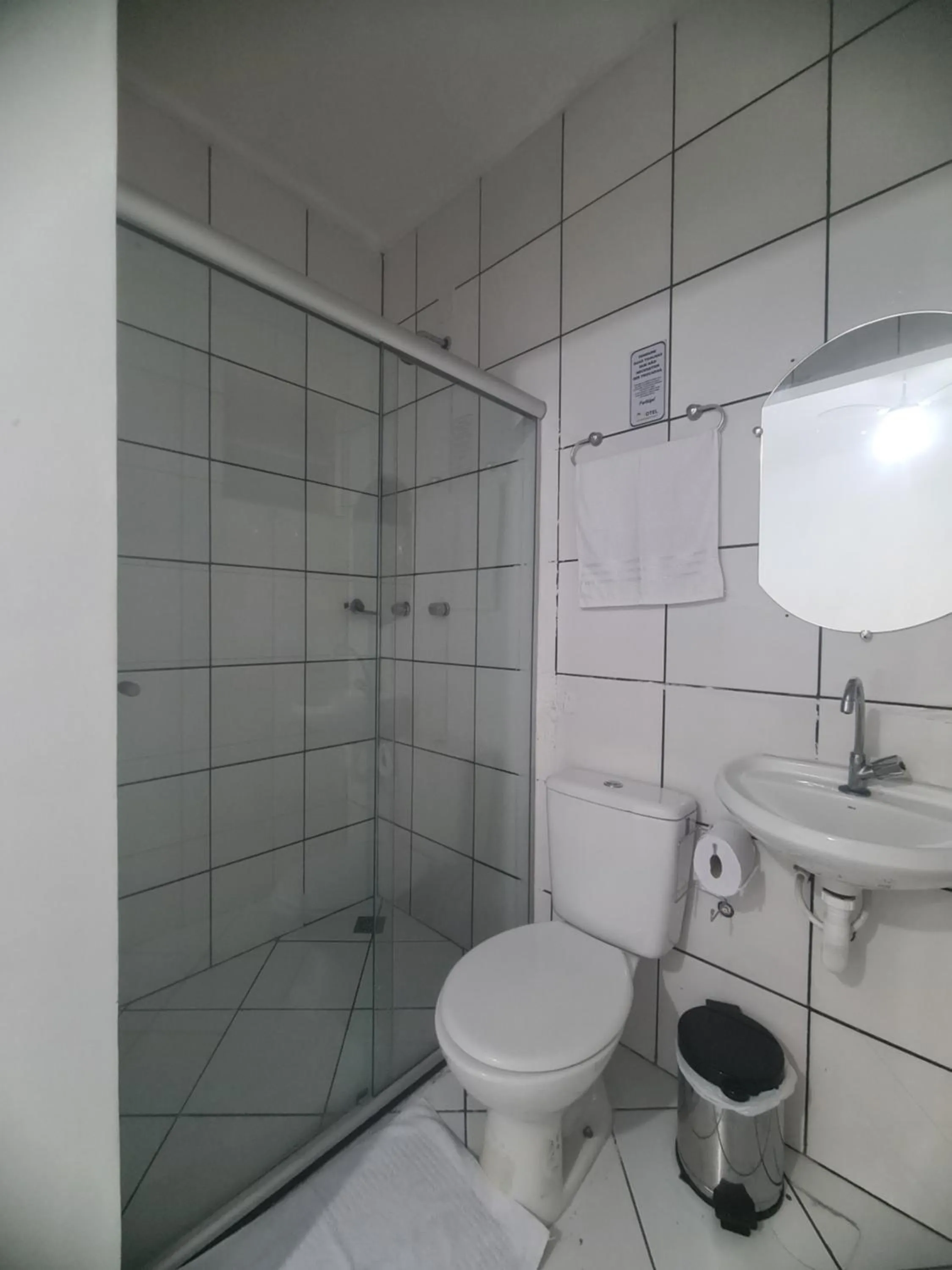 Shower in Hotel Aconchegante