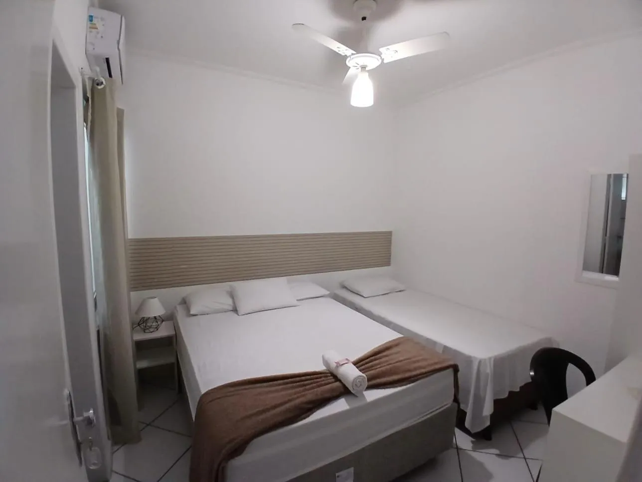 Photo of the whole room, Bed in Hotel Aconchegante