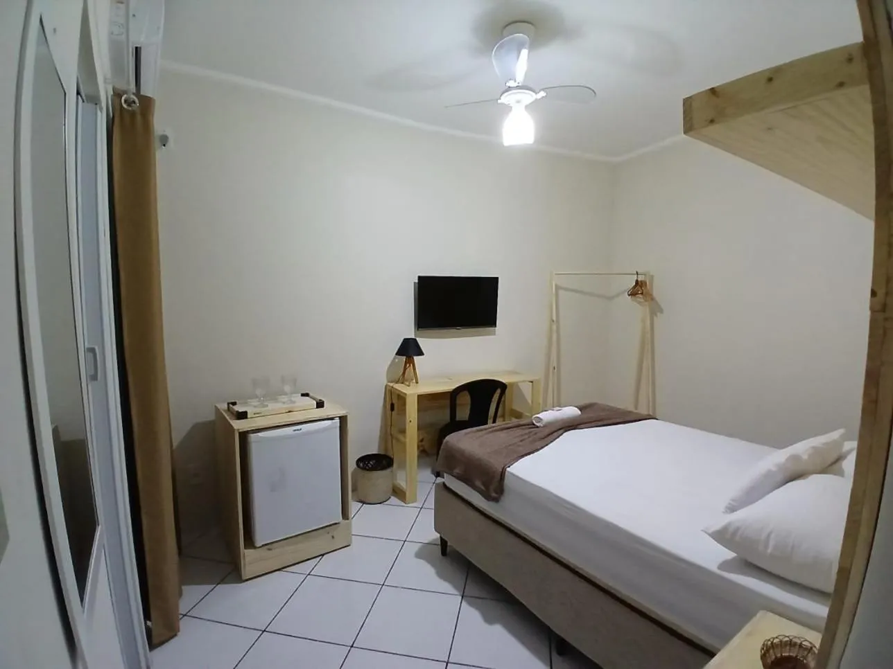 Photo of the whole room, Bed in Hotel Aconchegante