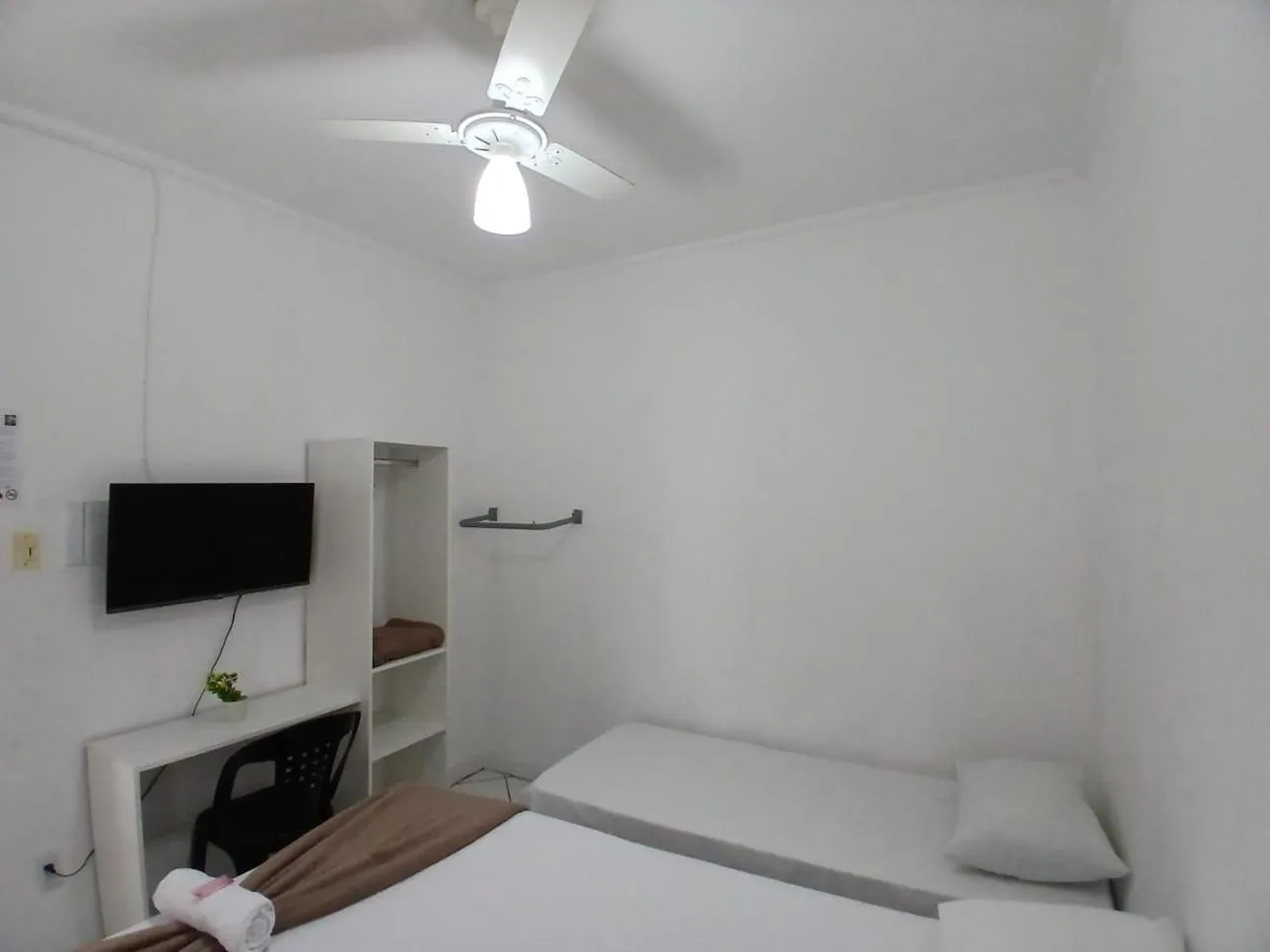 Photo of the whole room, Bed in Hotel Aconchegante