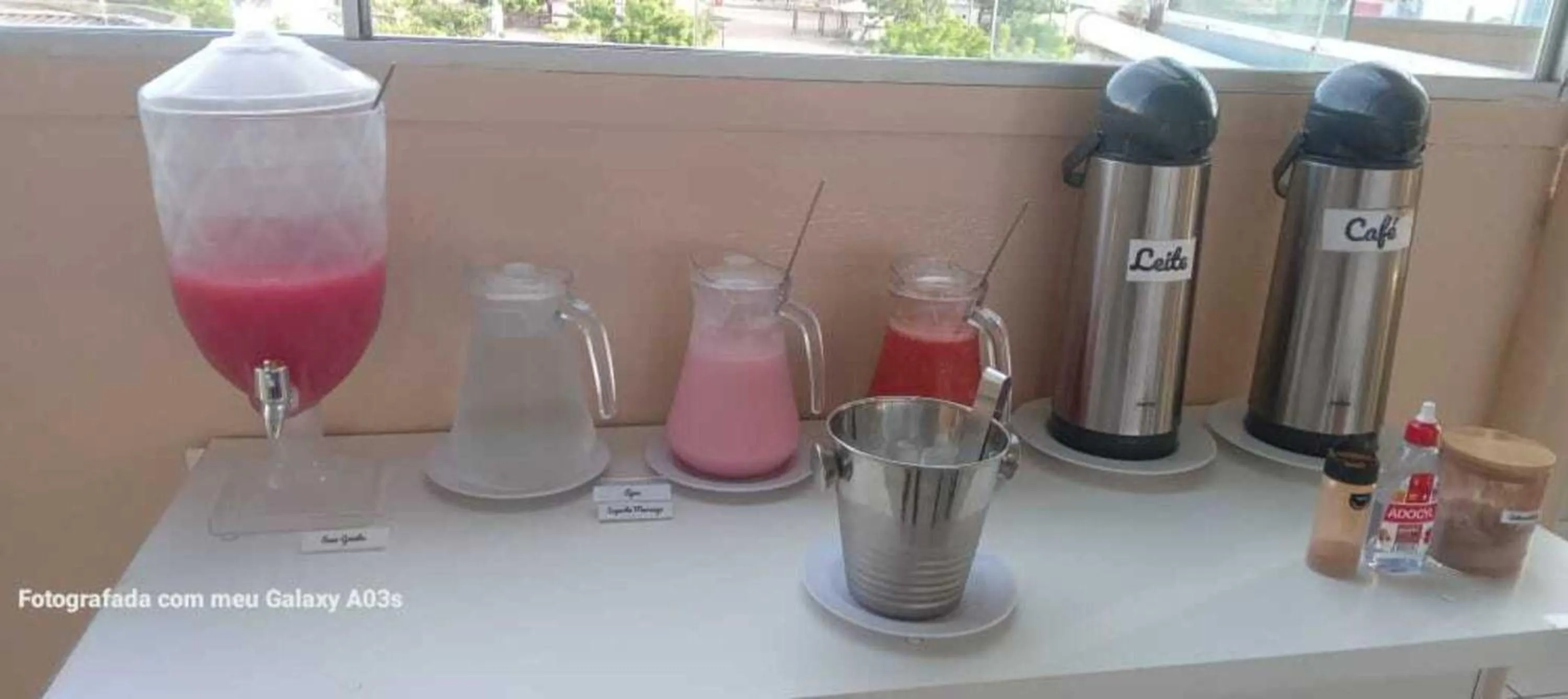 Breakfast in Hotel Aconchegante