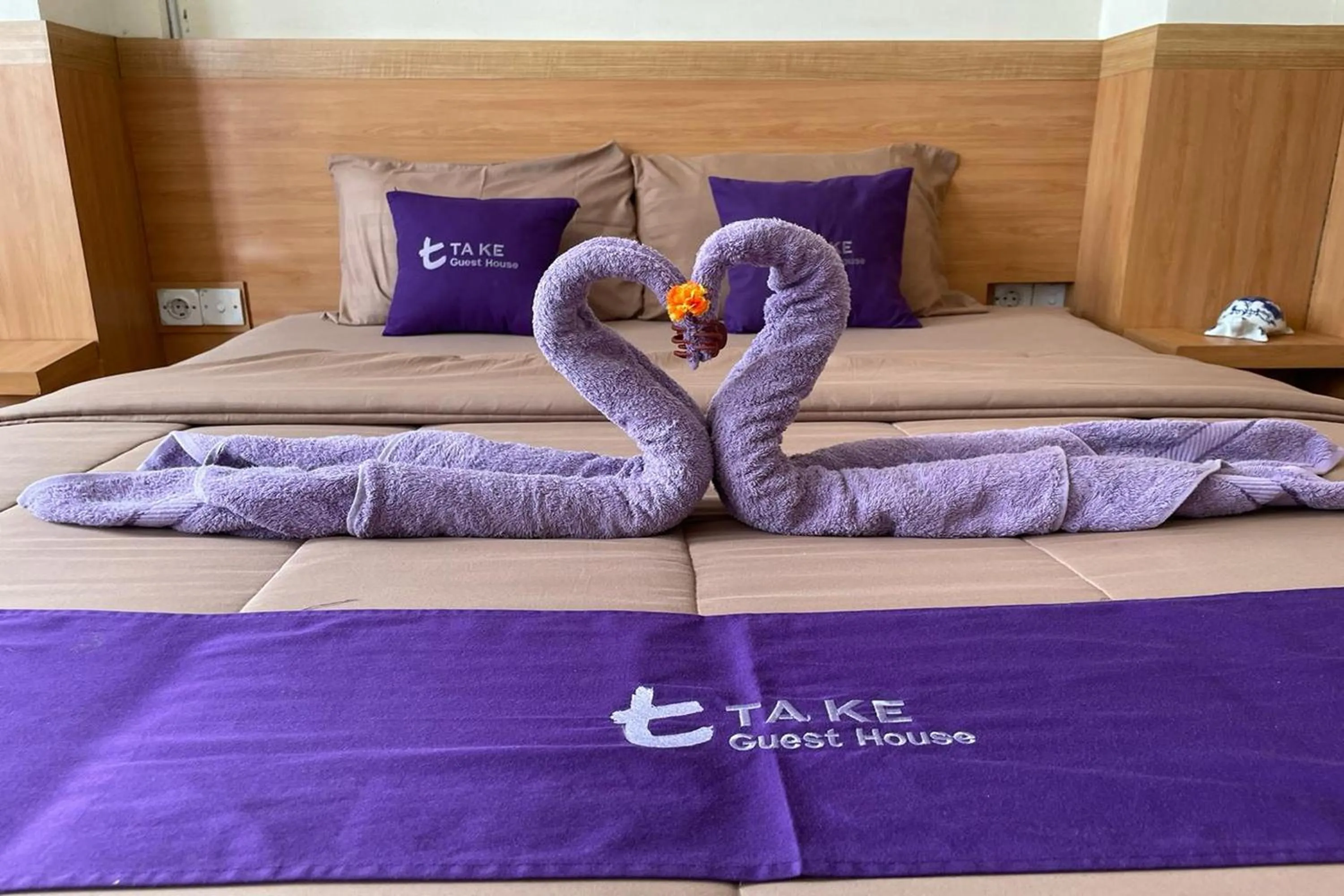 Bedroom, Bed in Take Guesthouse 1