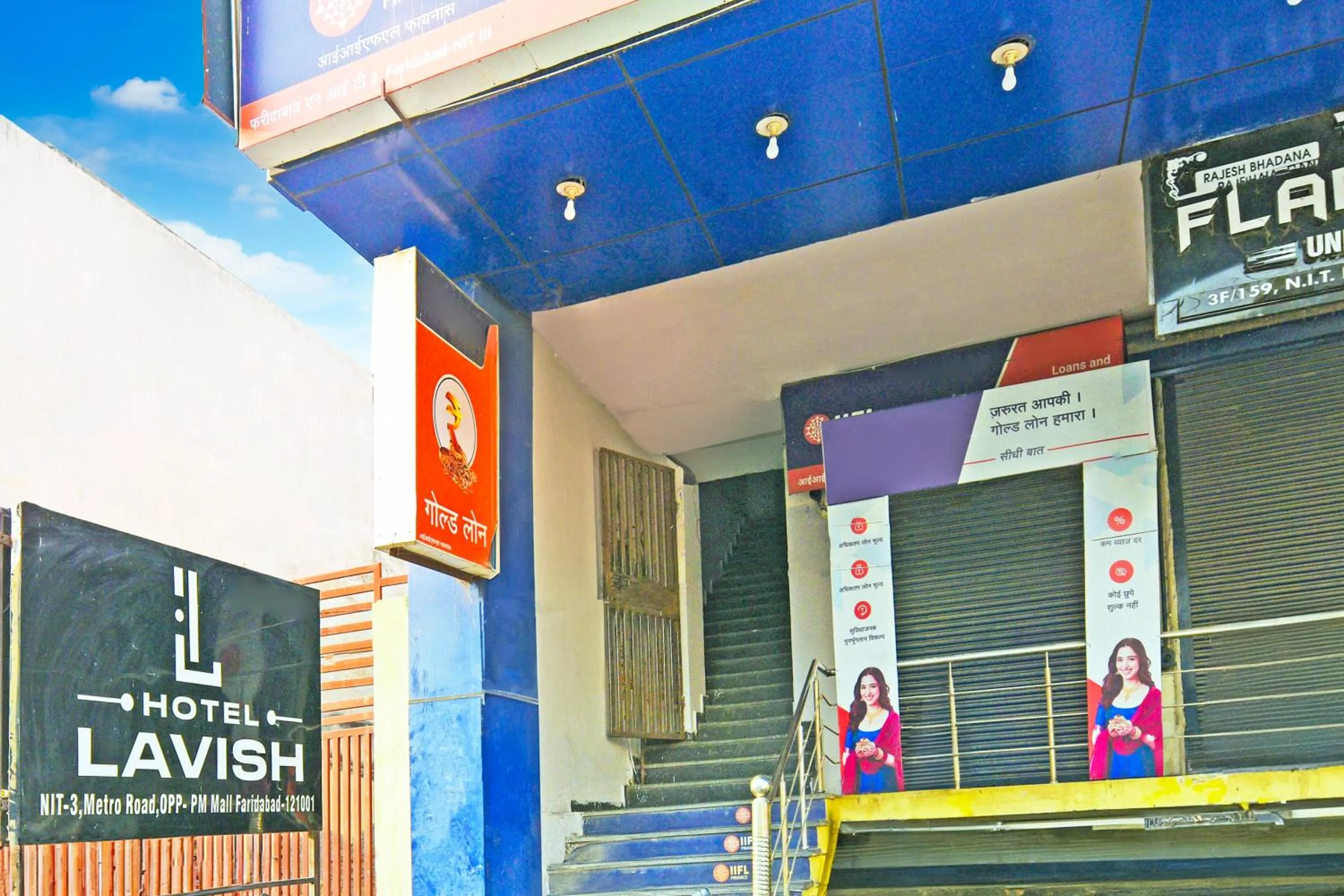 Facade/entrance in Hotel O by OYO Lavish