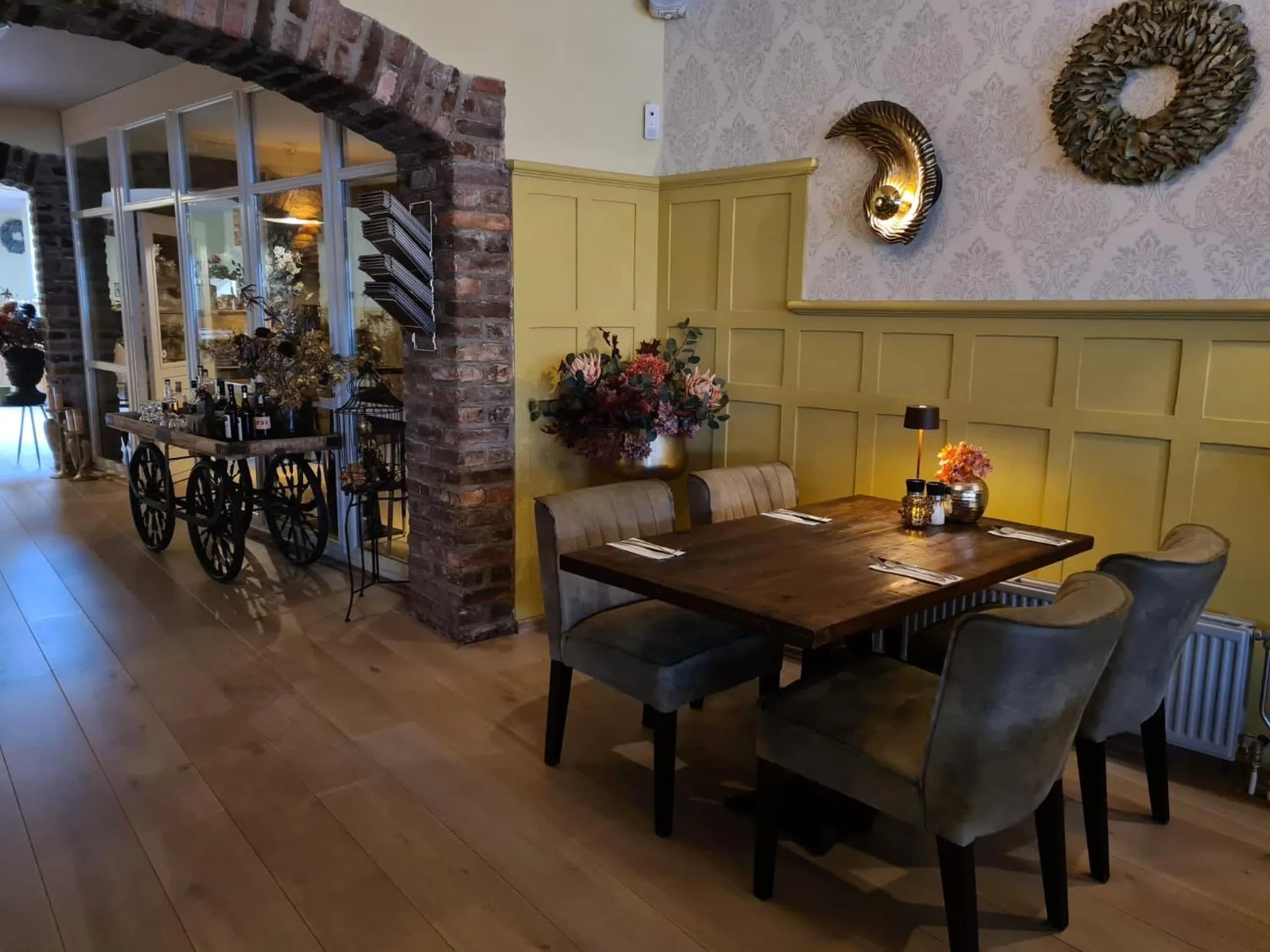 Restaurant/places to eat in Hotel Arcen