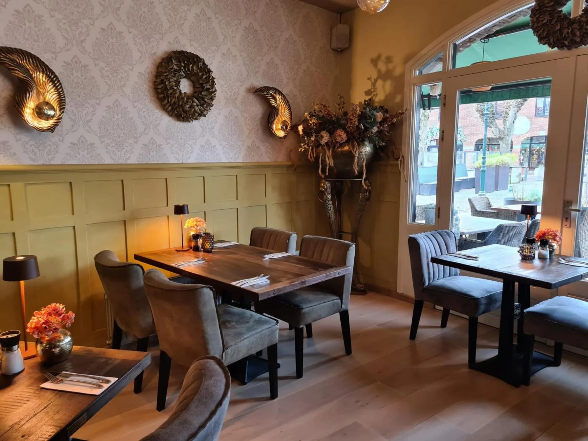 Restaurant/places to eat in Hotel Arcen