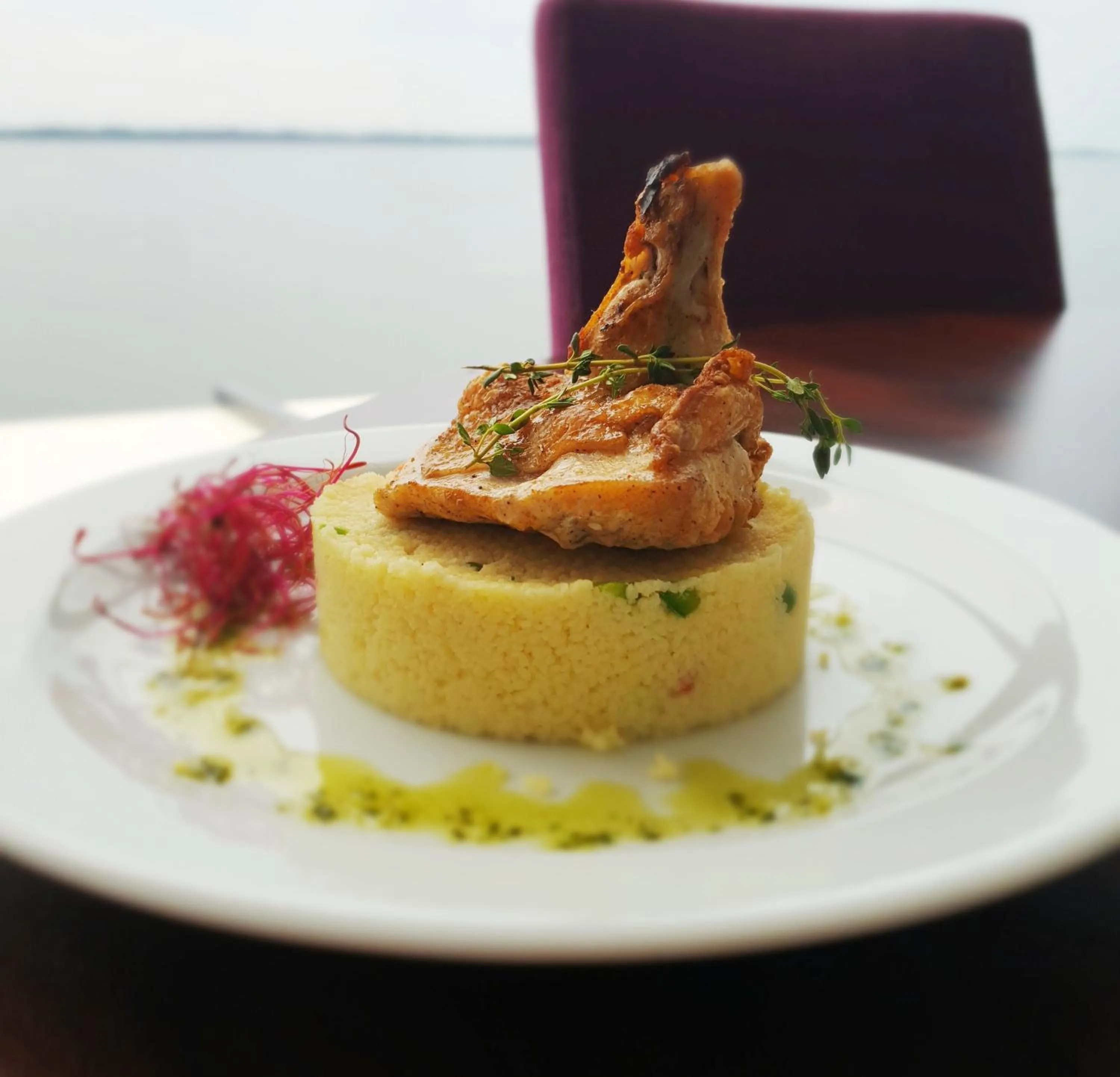 Restaurant/places to eat in Hotel Eurobus