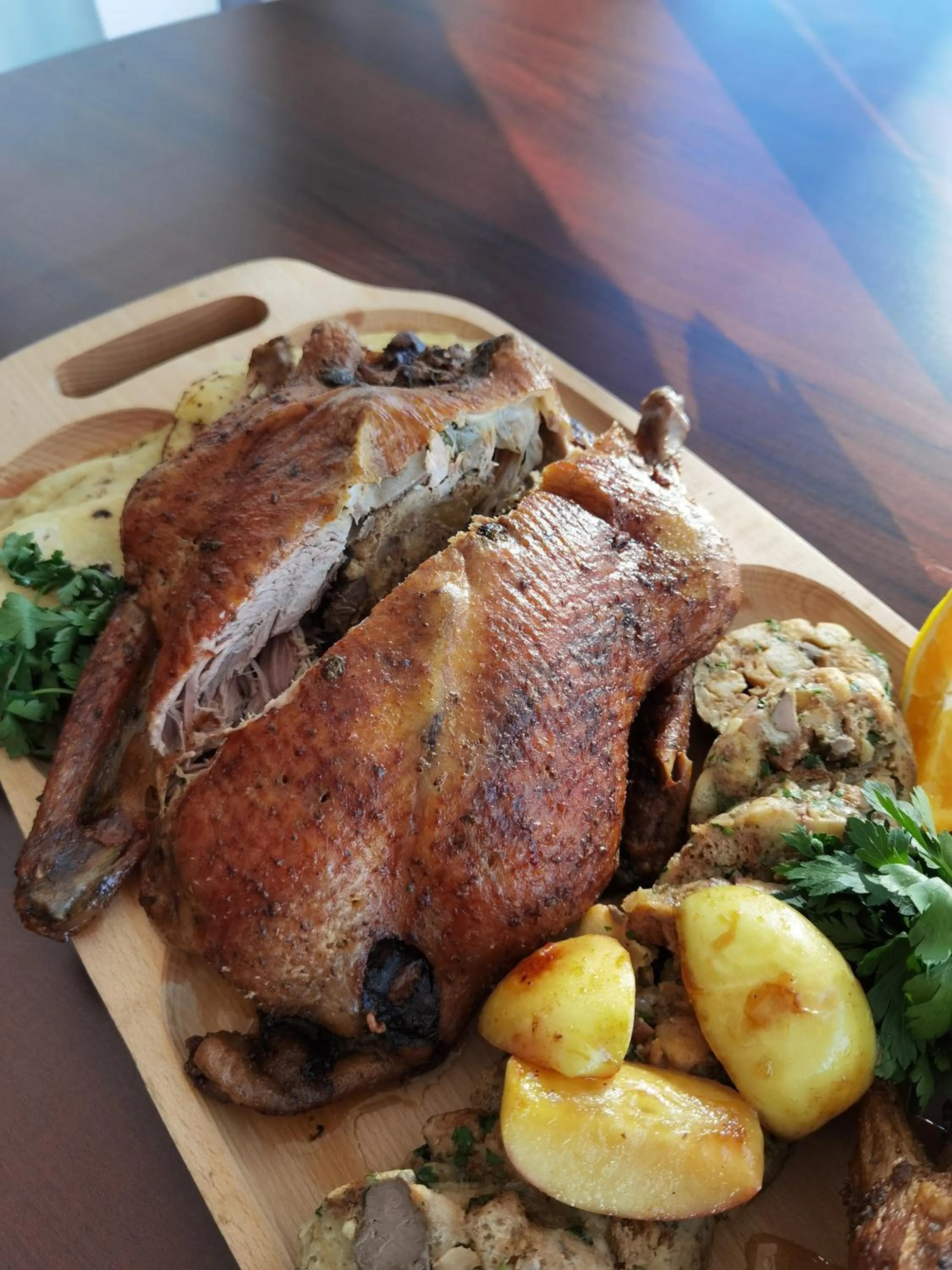 Restaurant/places to eat in Hotel Eurobus