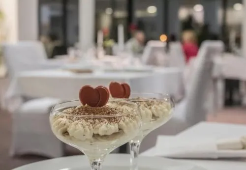 Restaurant/places to eat in Hotel Eurobus