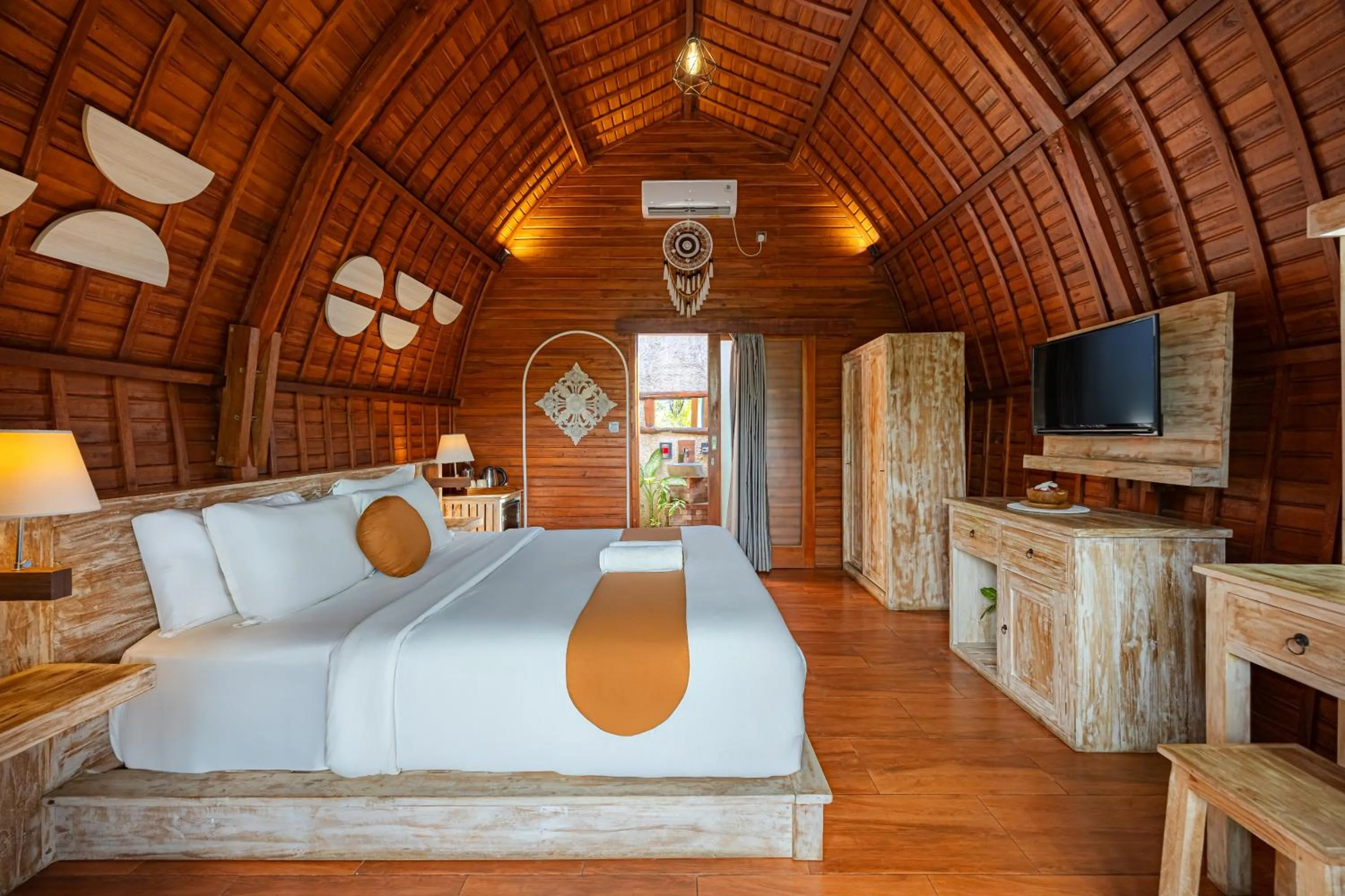 Bedroom, Bed in Cove Jiwana Villa