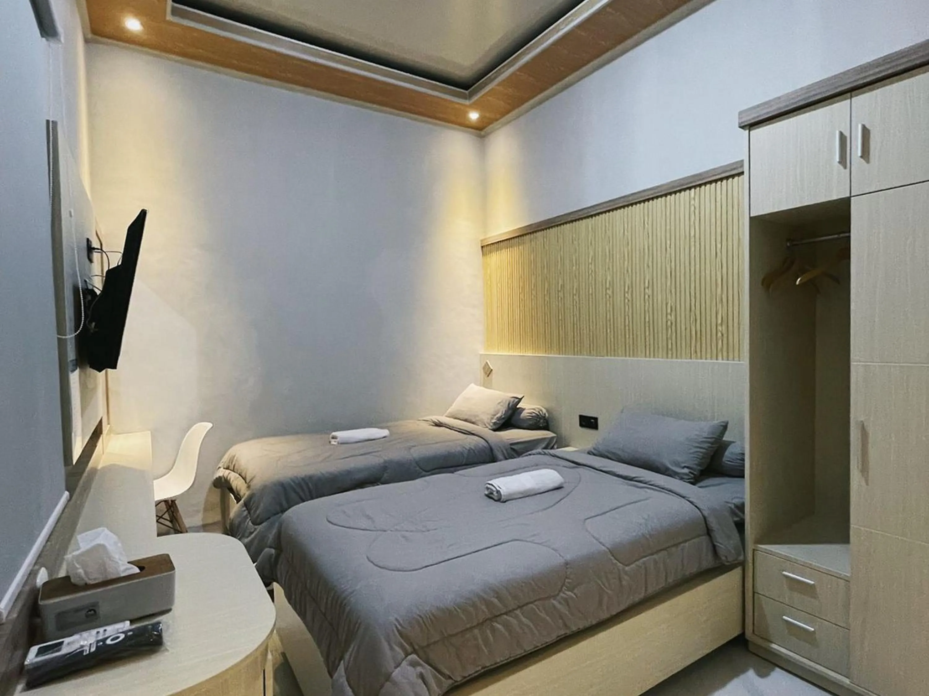 Bedroom, Bed in Urbanview Hotel Wollangi Syariah Panakkukang Makassar