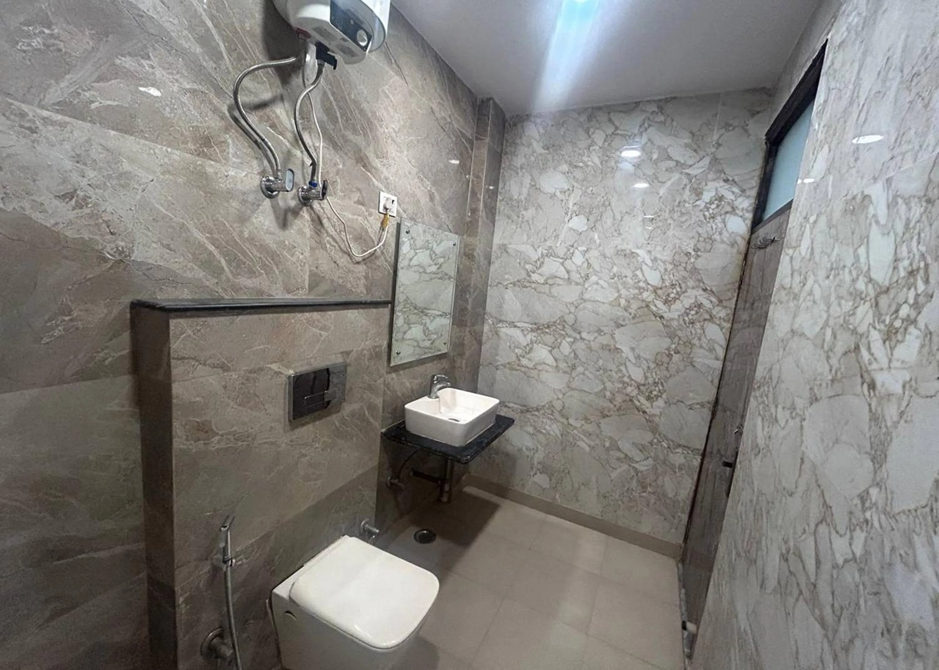 Bathroom in Hotel Mourya Deluxe