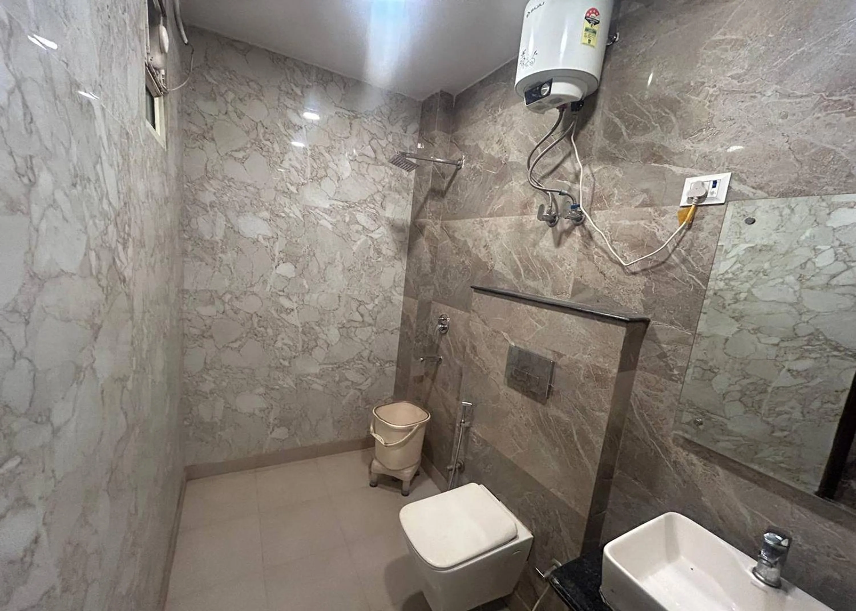 Bathroom in Hotel Mourya Deluxe