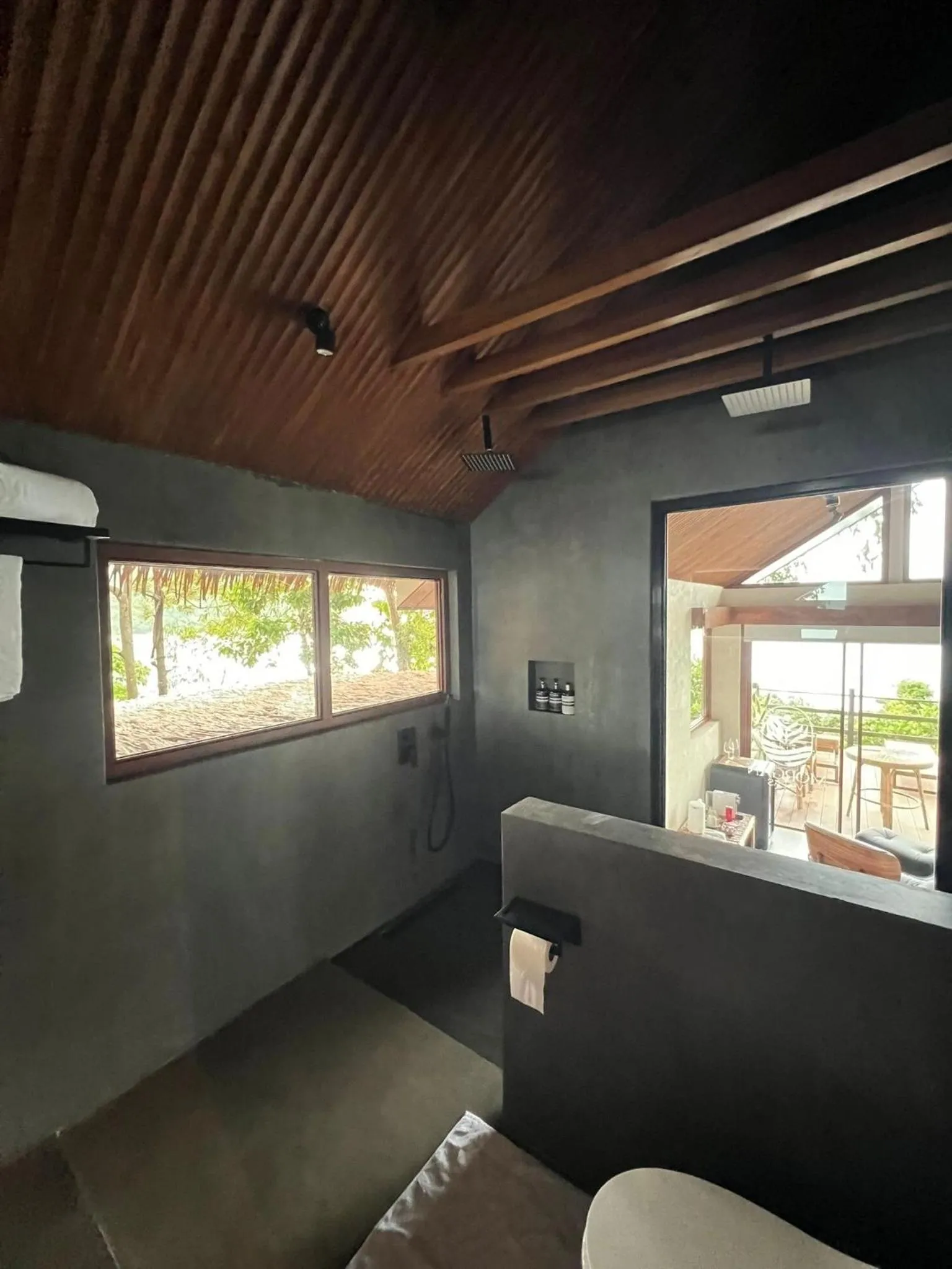 Shower in Morgan Villas
