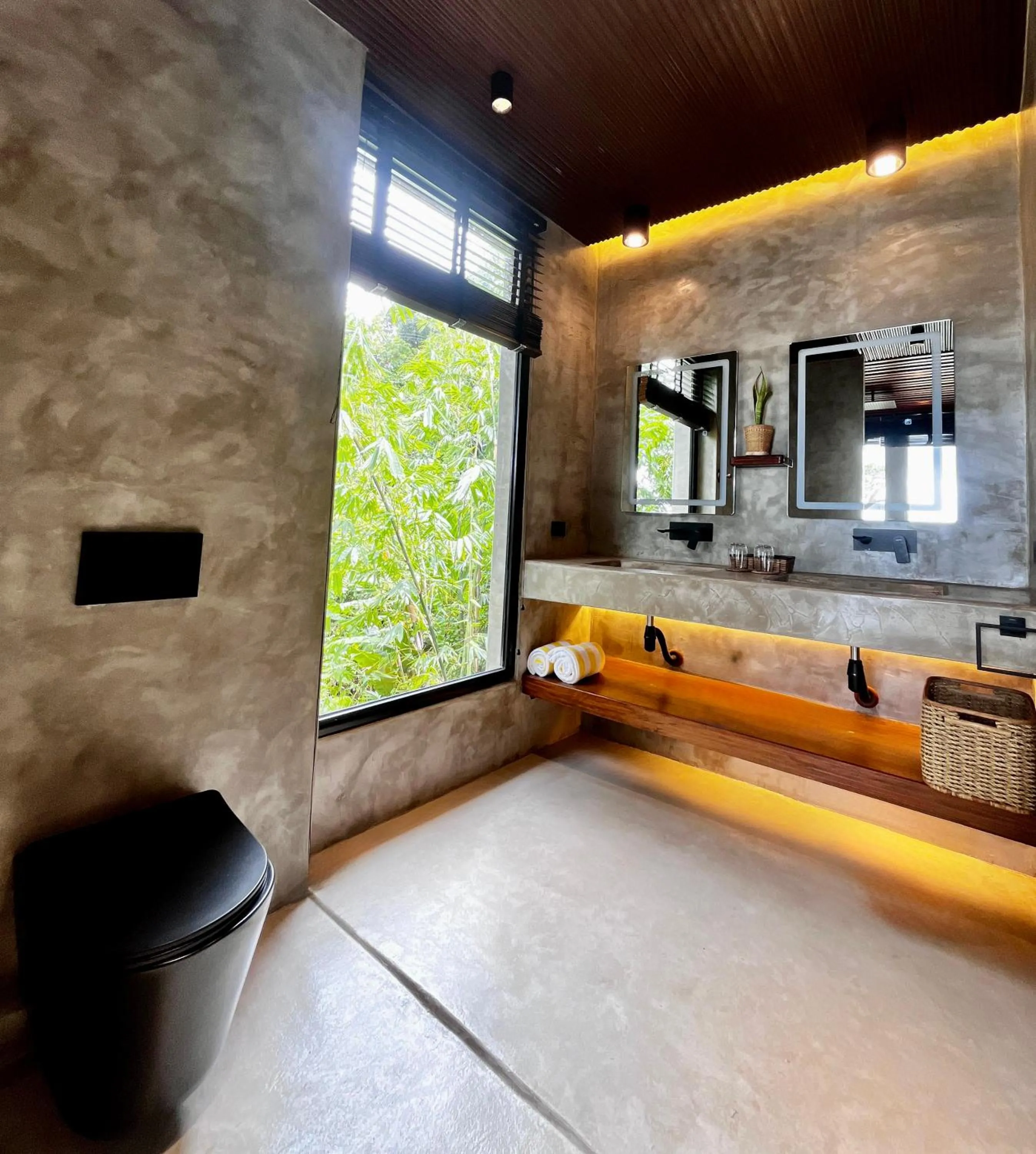 Bathroom in Morgan Villas