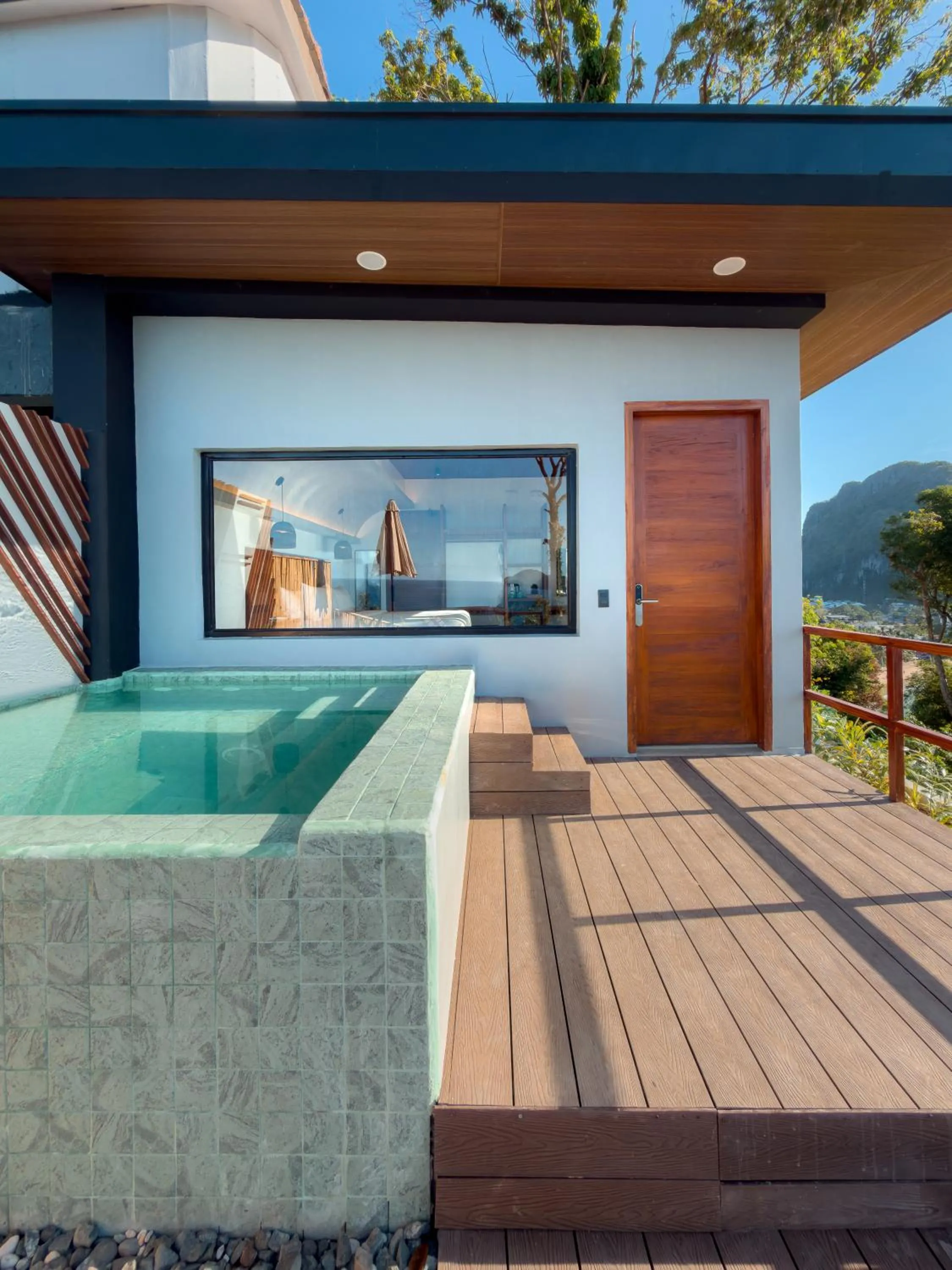 Property building in Morgan Villas