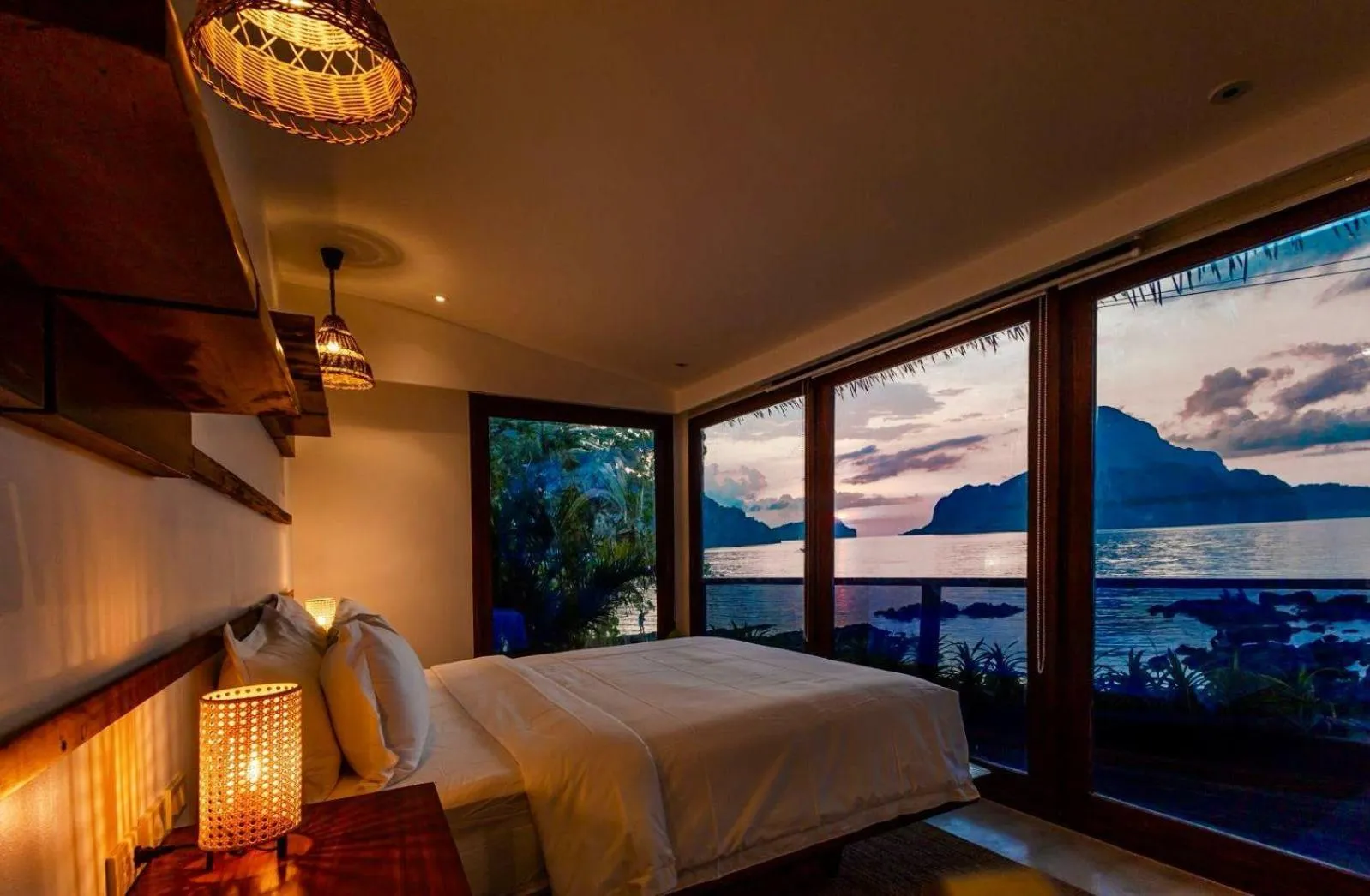 Bed in Morgan Villas