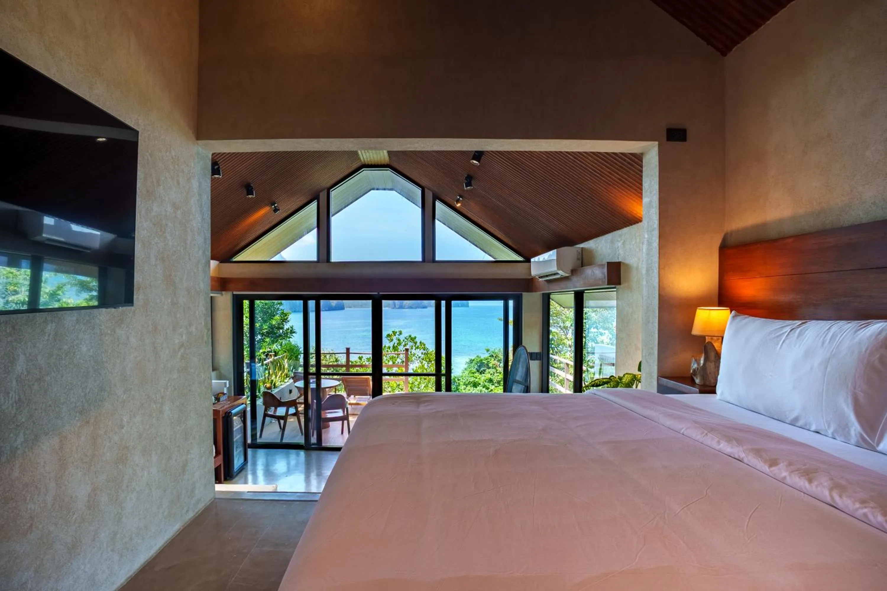 Bed in Morgan Villas