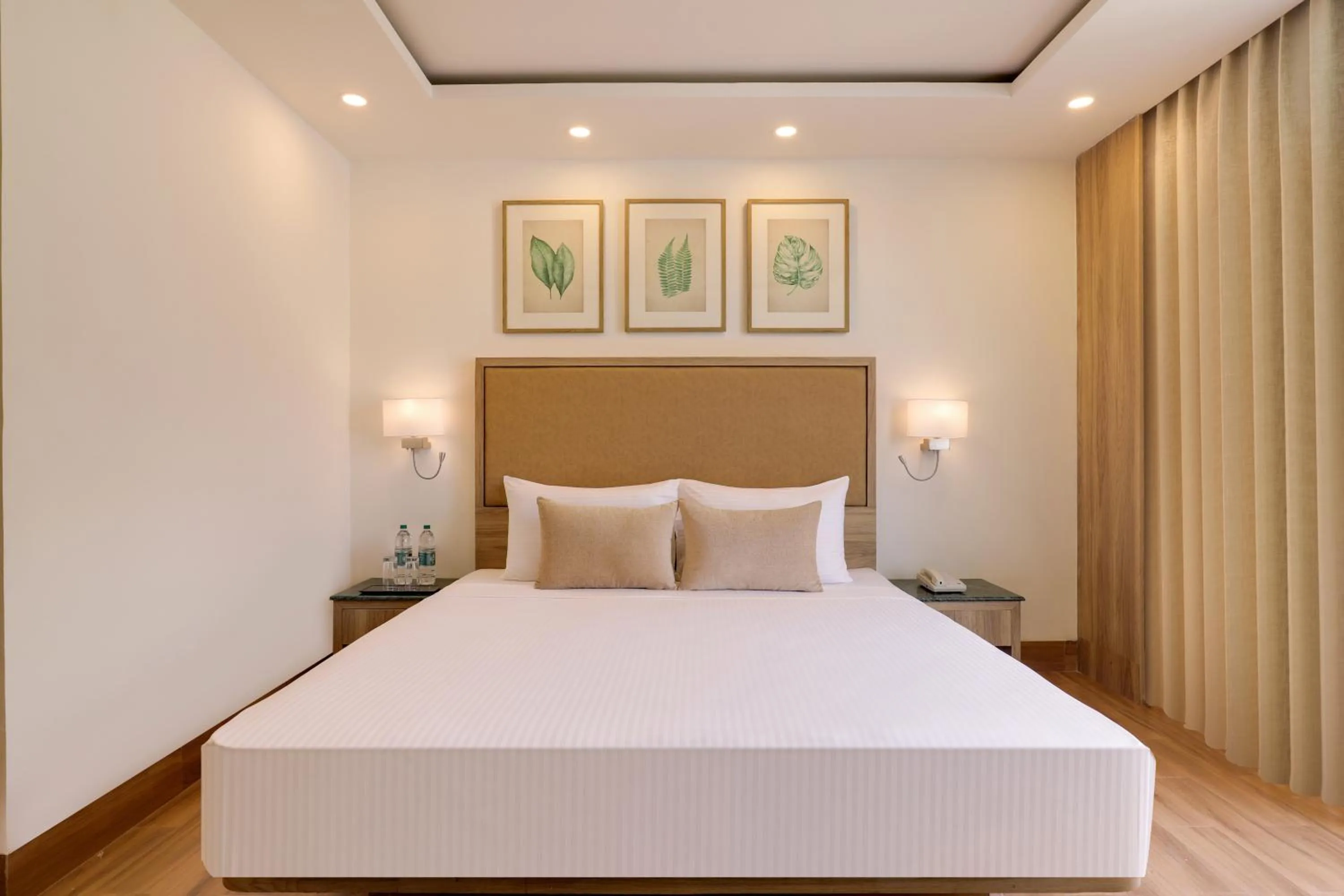 Bed in Lemon Tree Hotel, Tapovan Rishikesh