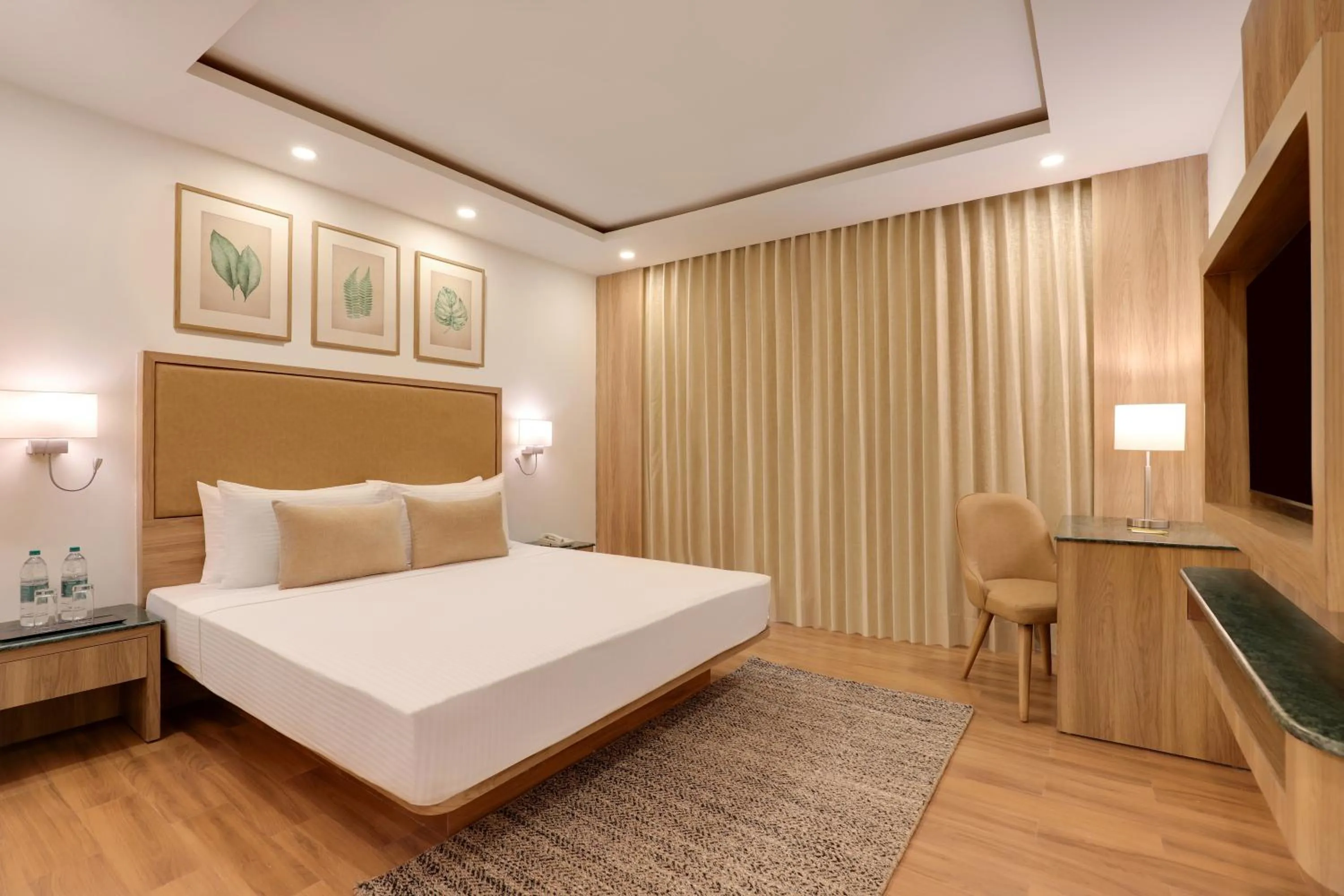 Bedroom, Bed in Lemon Tree Hotel, Tapovan Rishikesh