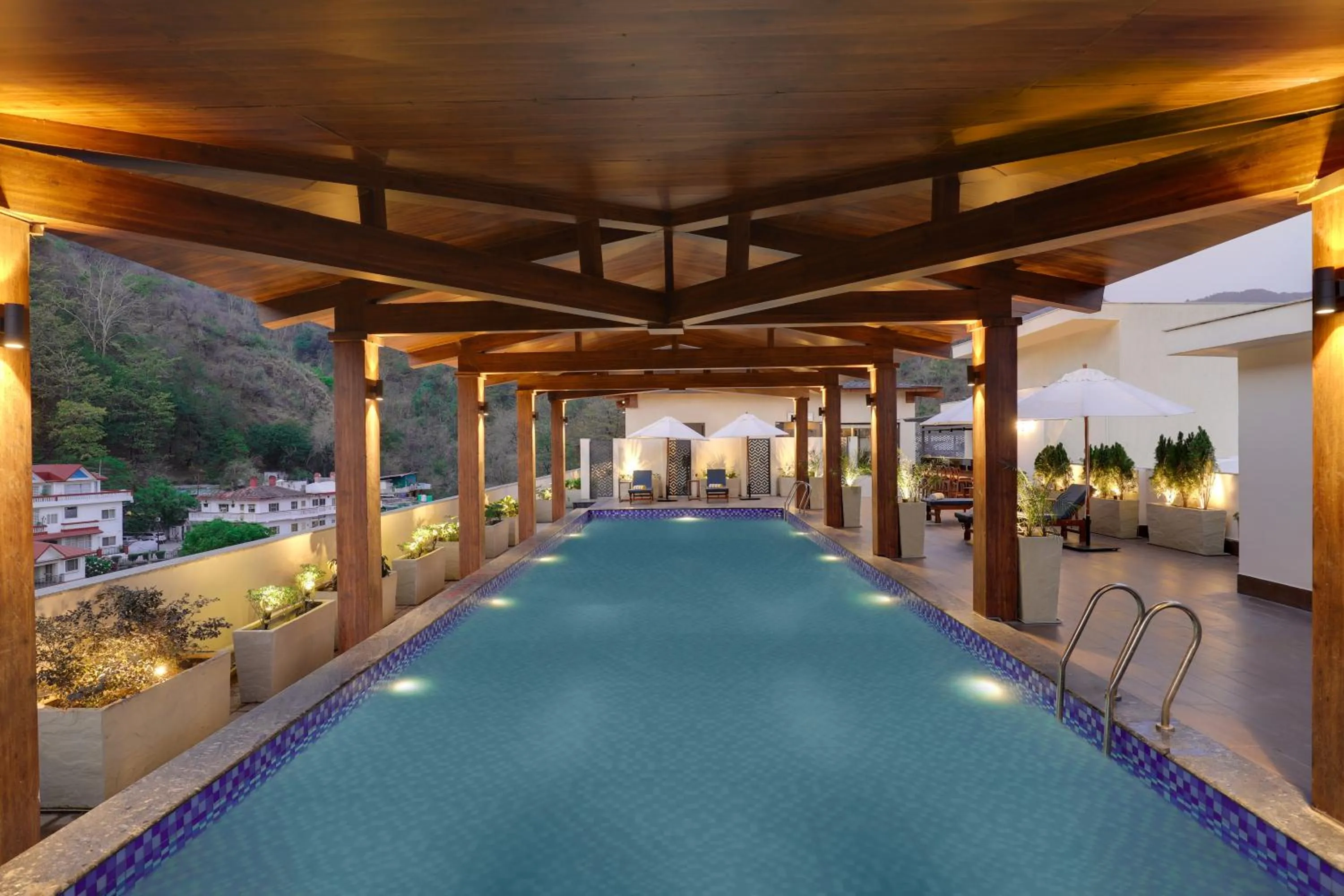 Swimming pool in Lemon Tree Hotel, Tapovan Rishikesh