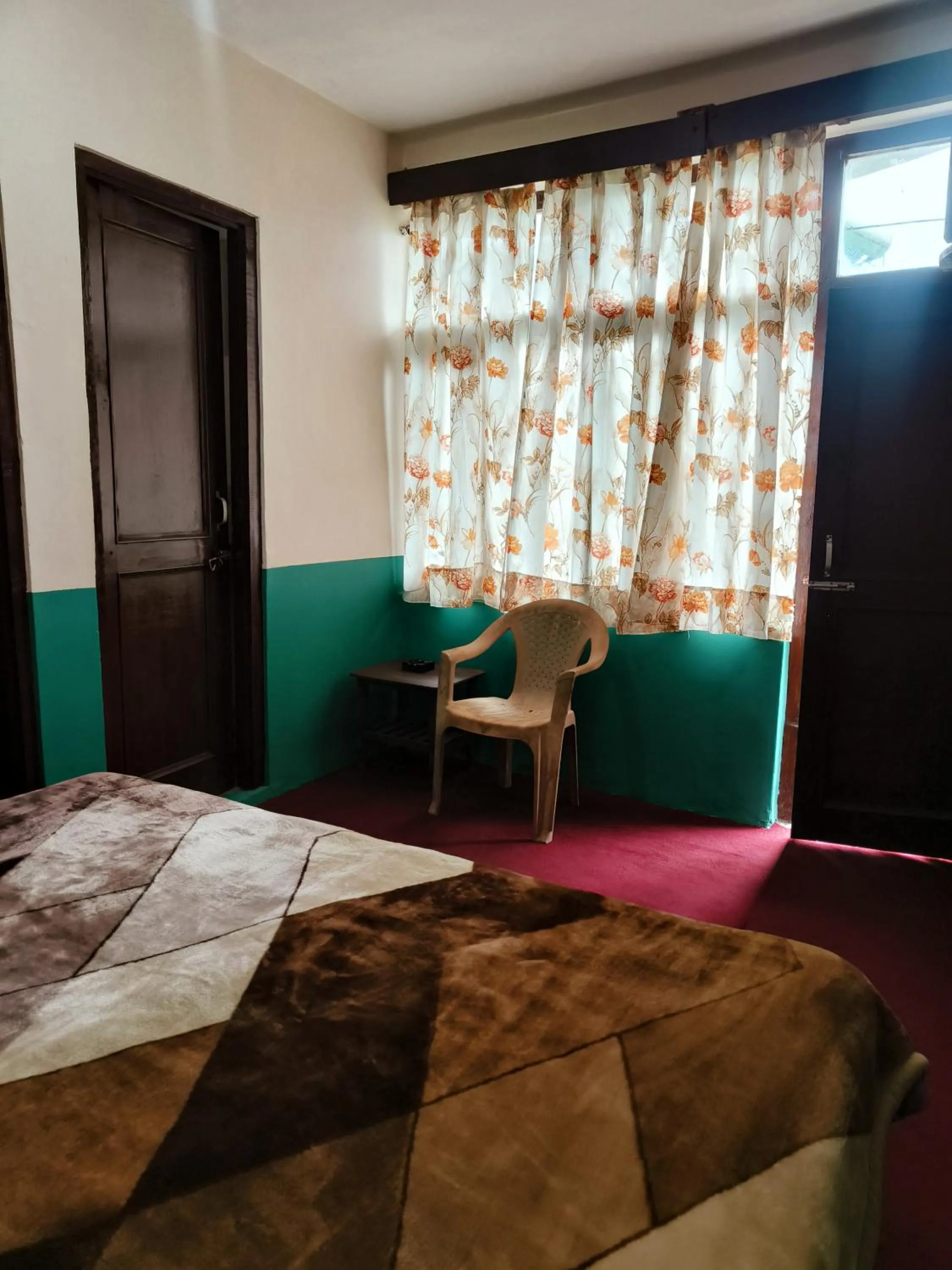 Photo of the whole room, Bed in The Kailasha Homestay