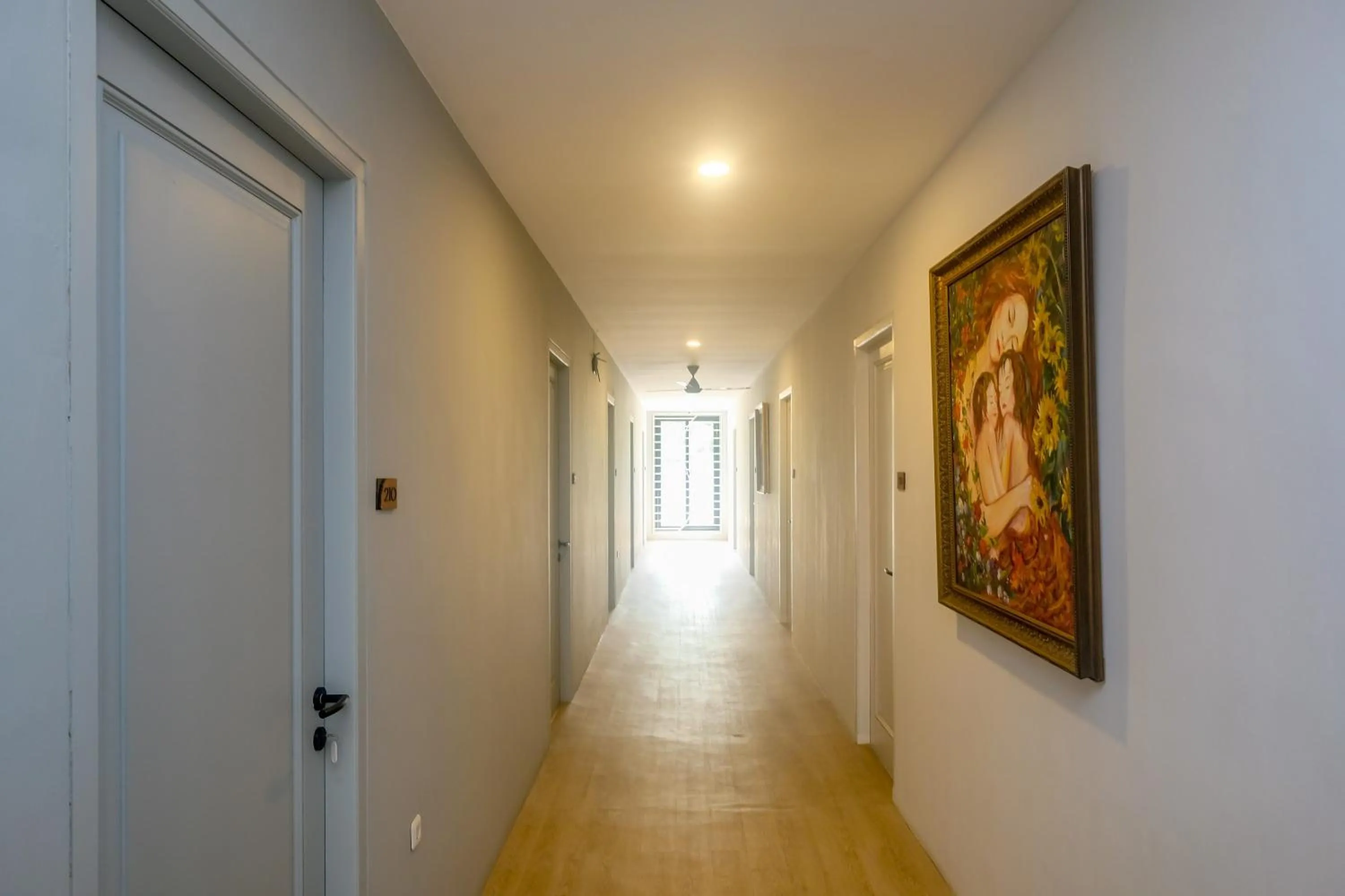 Property building in Urbanview Hotel JJ Bukitsari Semarang