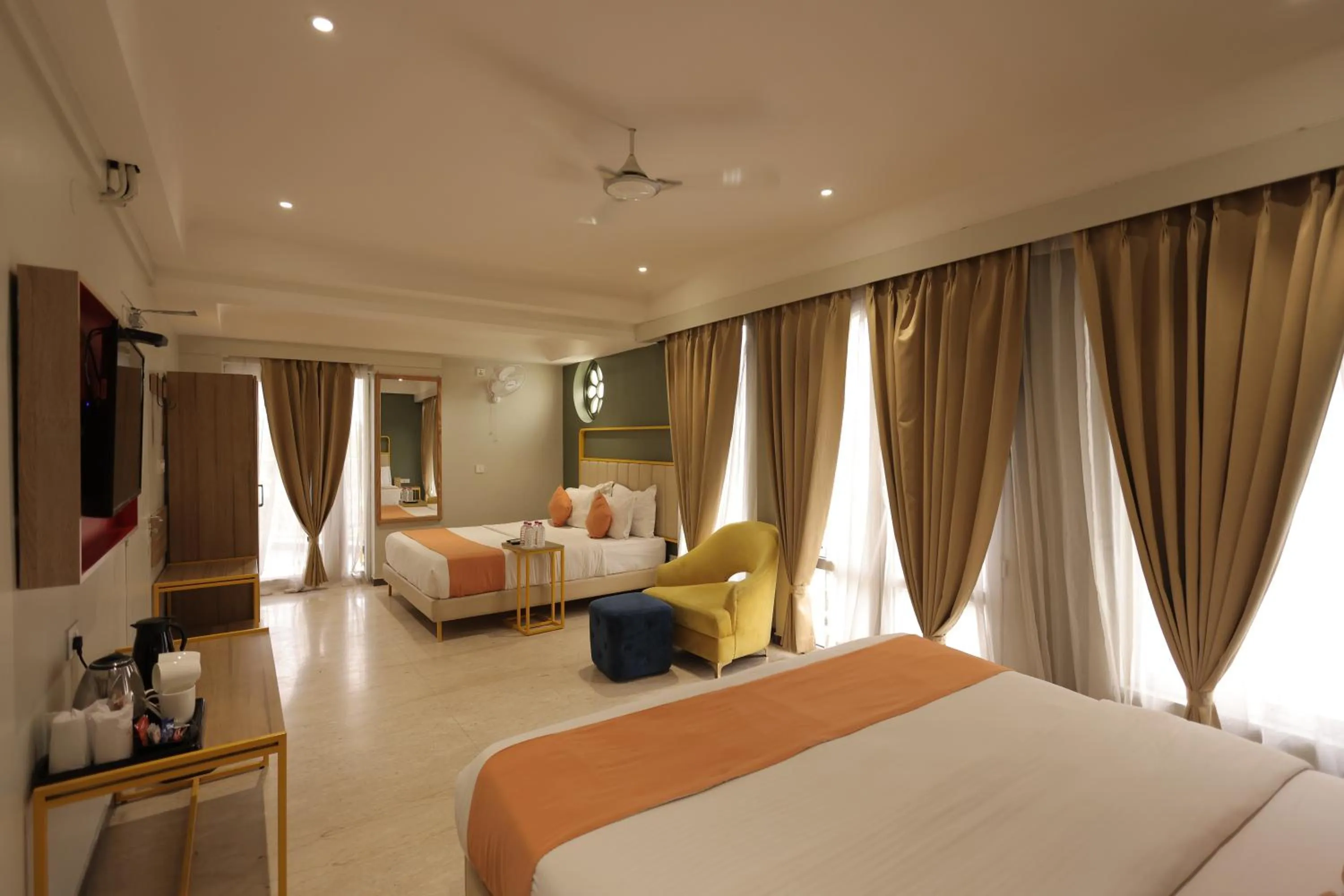 TV and multimedia, Bed in Phoenix - Unmatched Comfort