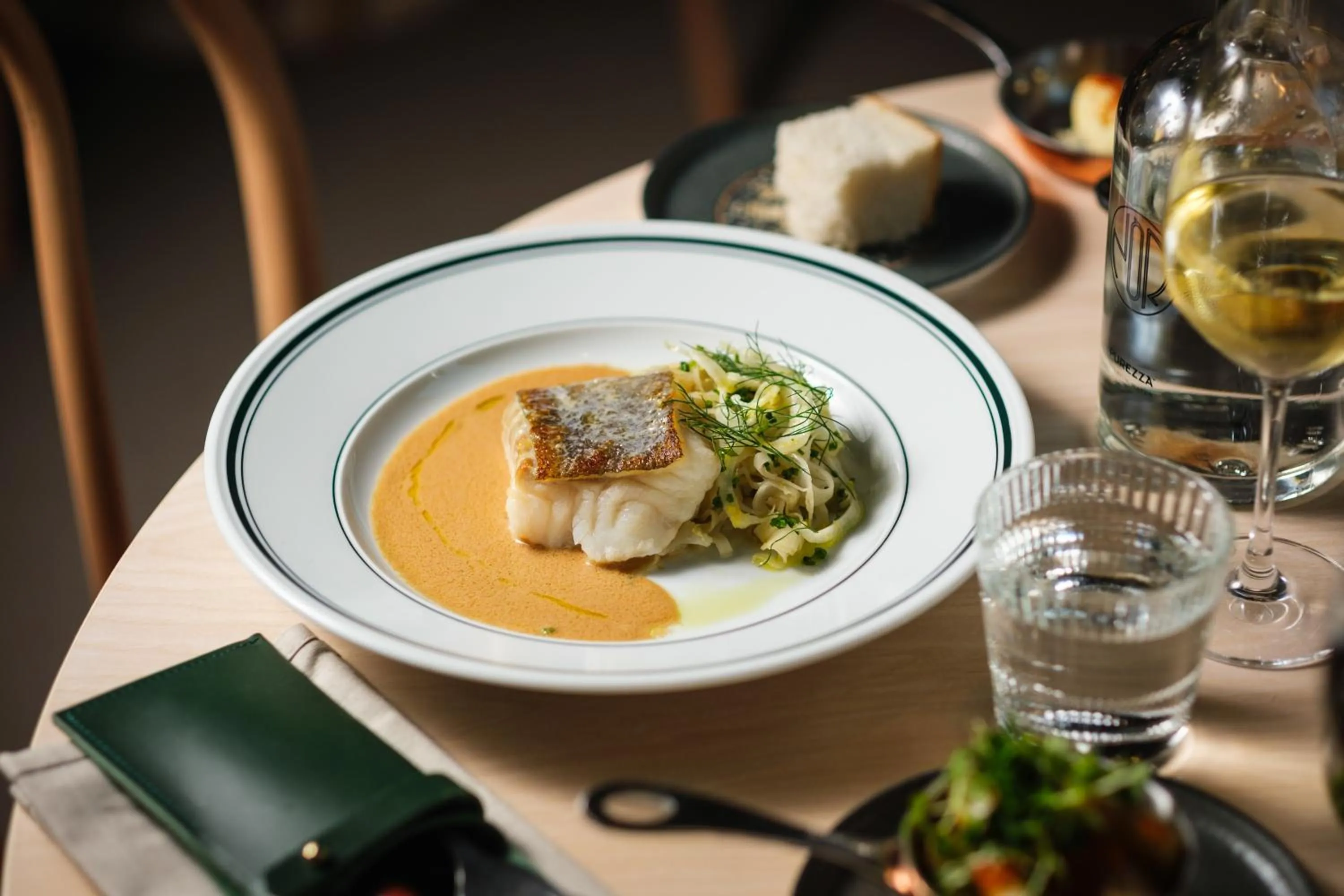 Restaurant/places to eat in Clarion Hotel Karlatornet