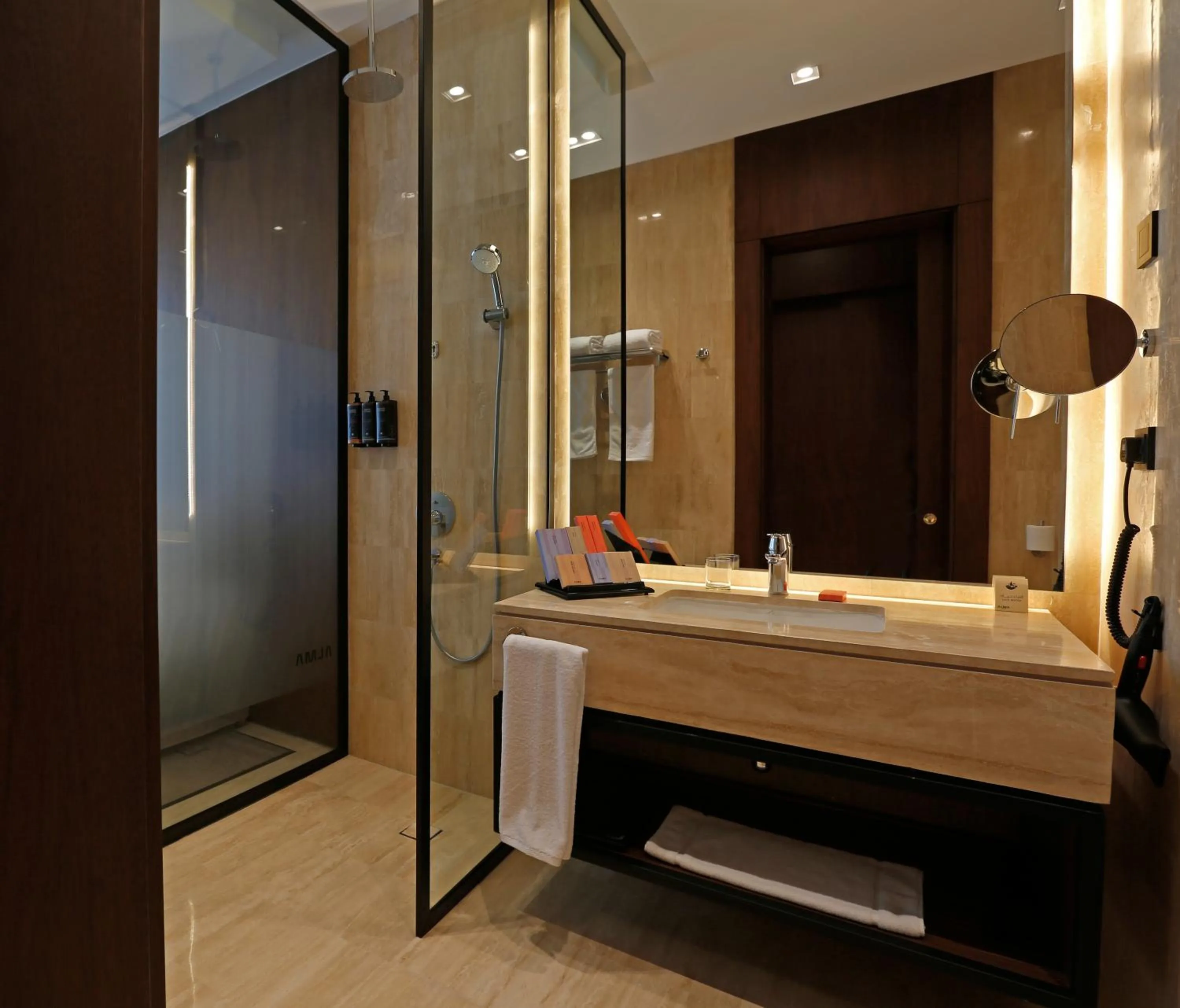 Shower in ALMA Hotel Riyadh