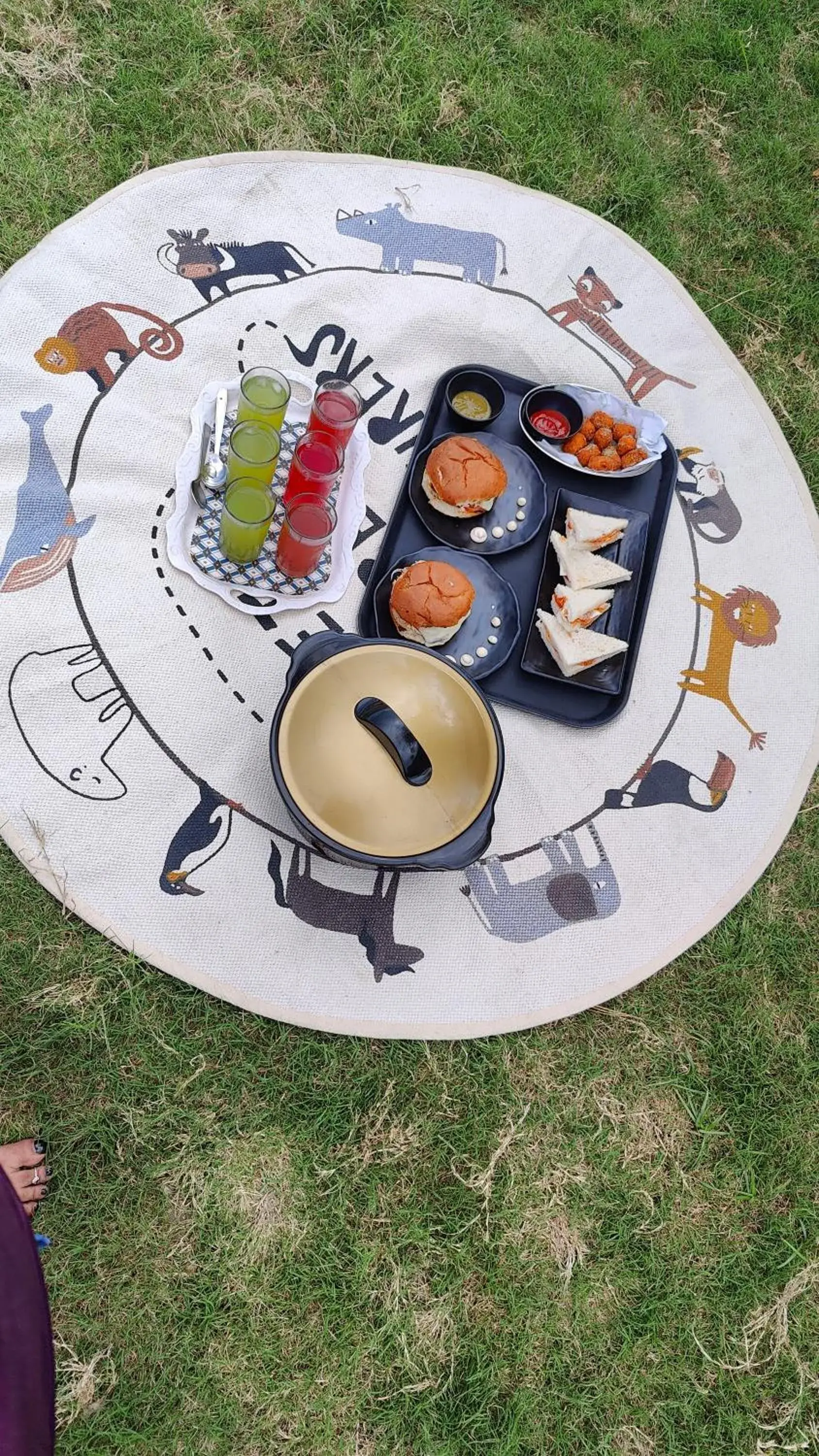 Food and drinks in Adaara Retreat - Pet Friendly Cottages, Almora Food and drinks in Adaara Retreat - Pet Friendly Cottages, Almora