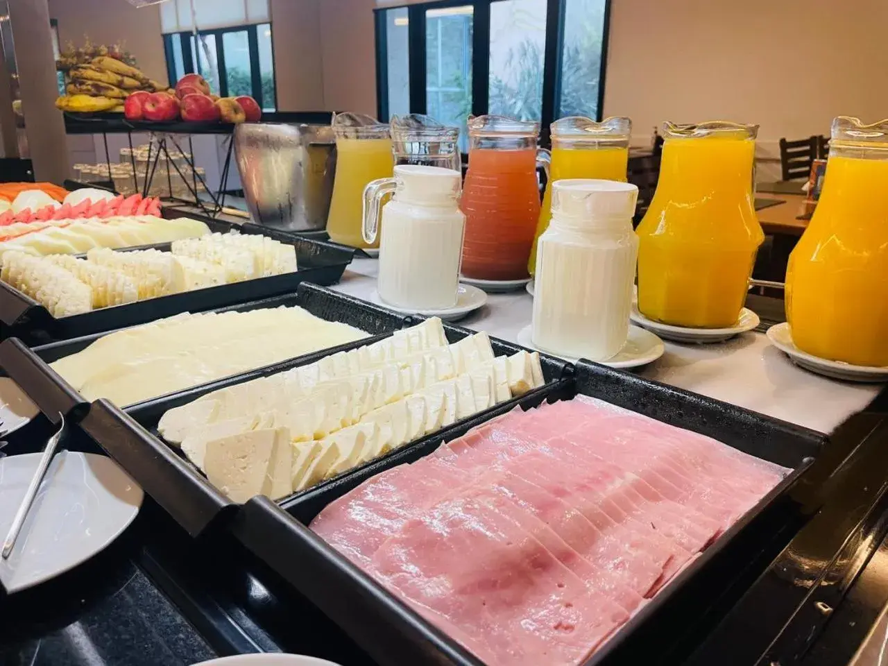 Breakfast in Luz Plaza São Paulo Breakfast in Luz Plaza São Paulo