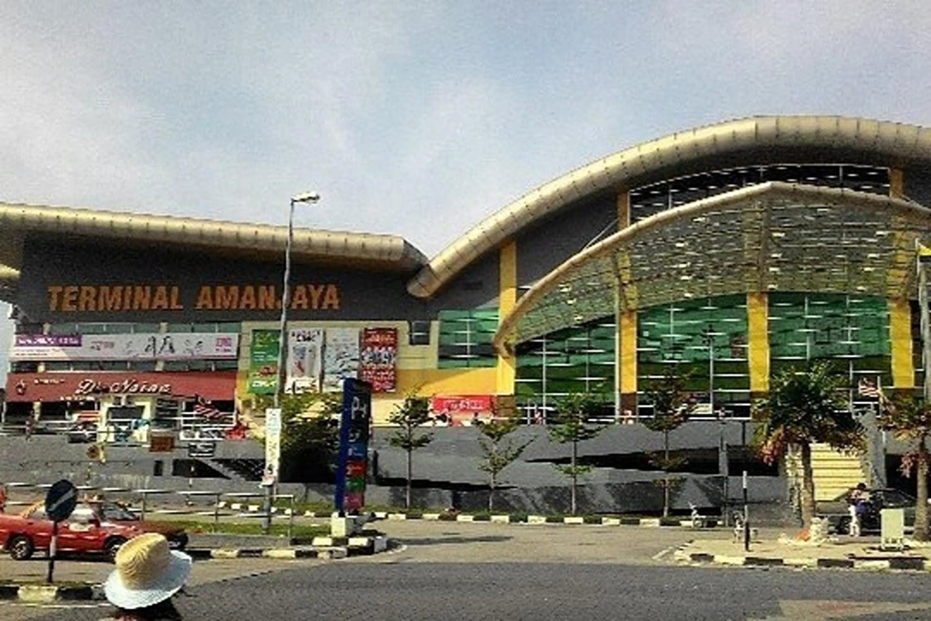 Nearby landmark in Maleeq Hotel Meru Ipoh