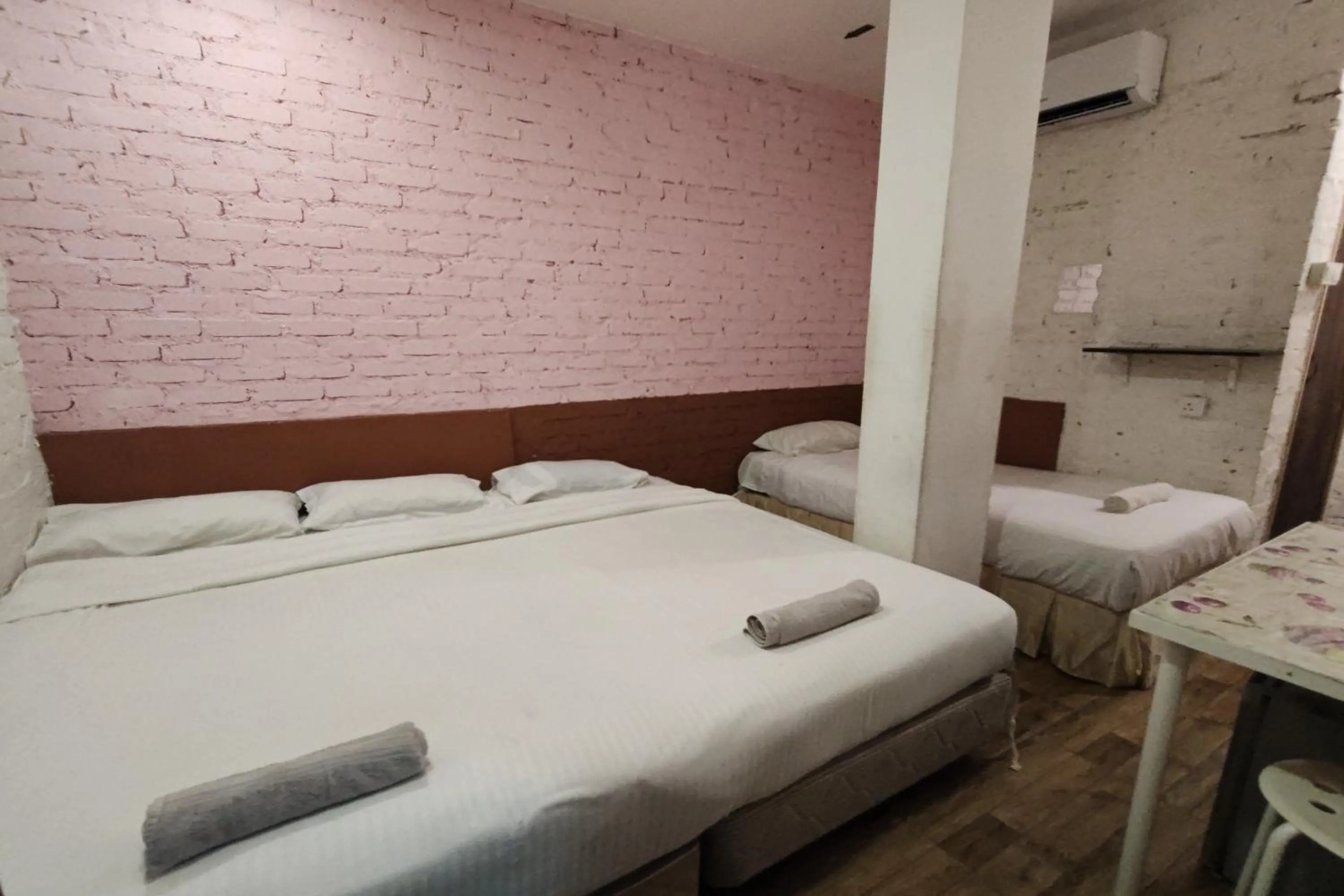 Bedroom, Bed in Maleeq Hotel Meru Ipoh