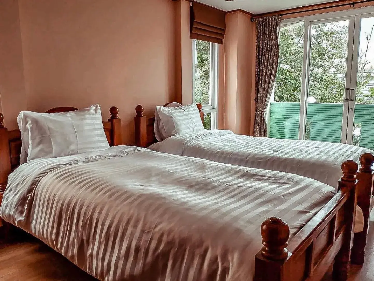 Twin Room with Balcony in One Deves Twin Room with Balcony in One Deves