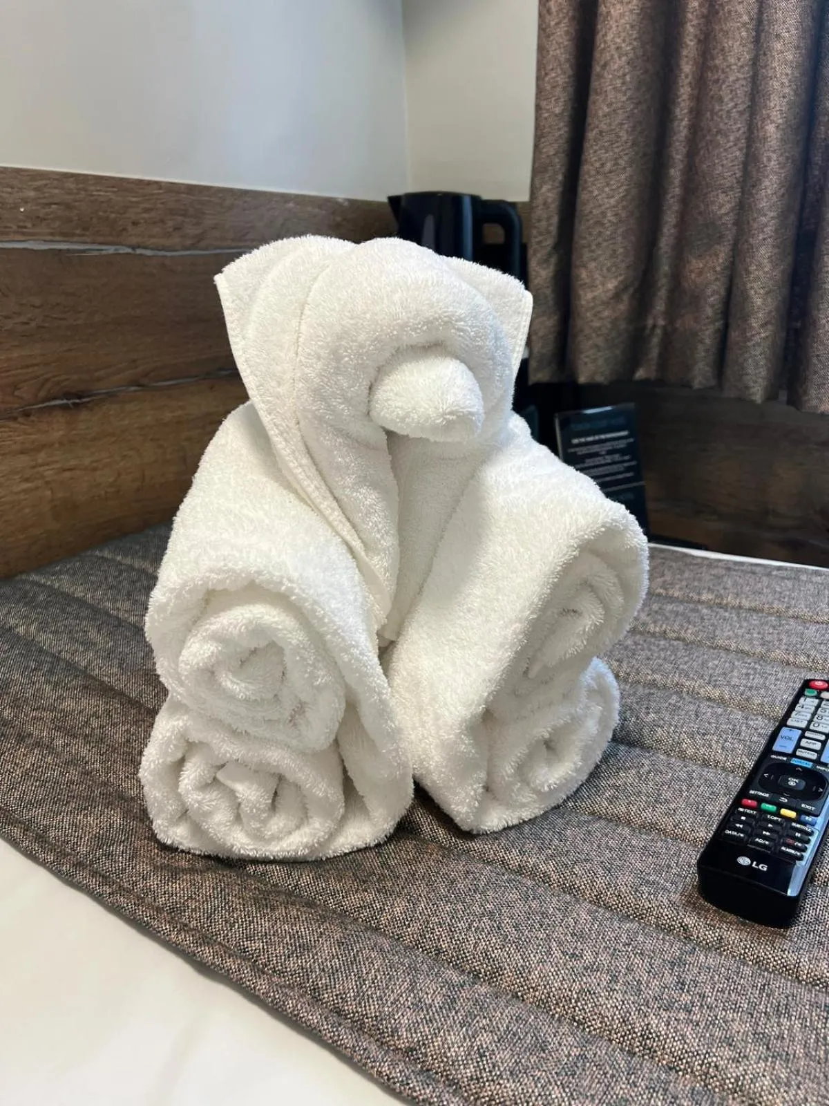 Bed in Tudor Court Hotel