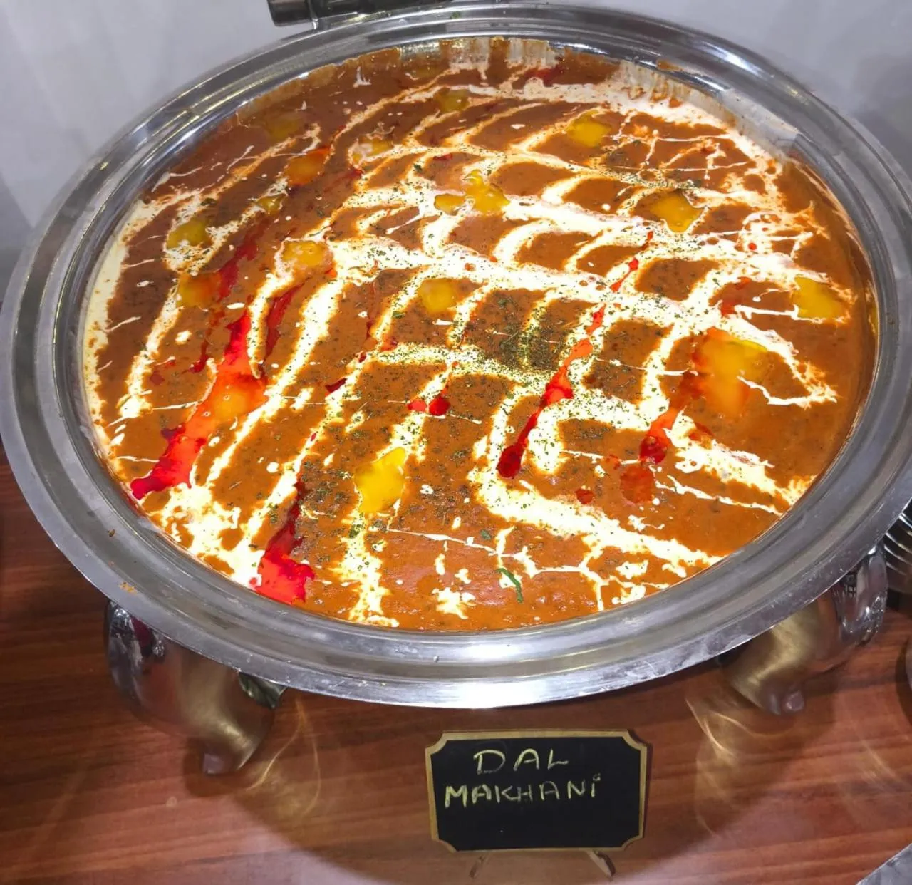 Restaurant/places to eat in Aliza Inn And Suites By SRS Hotels