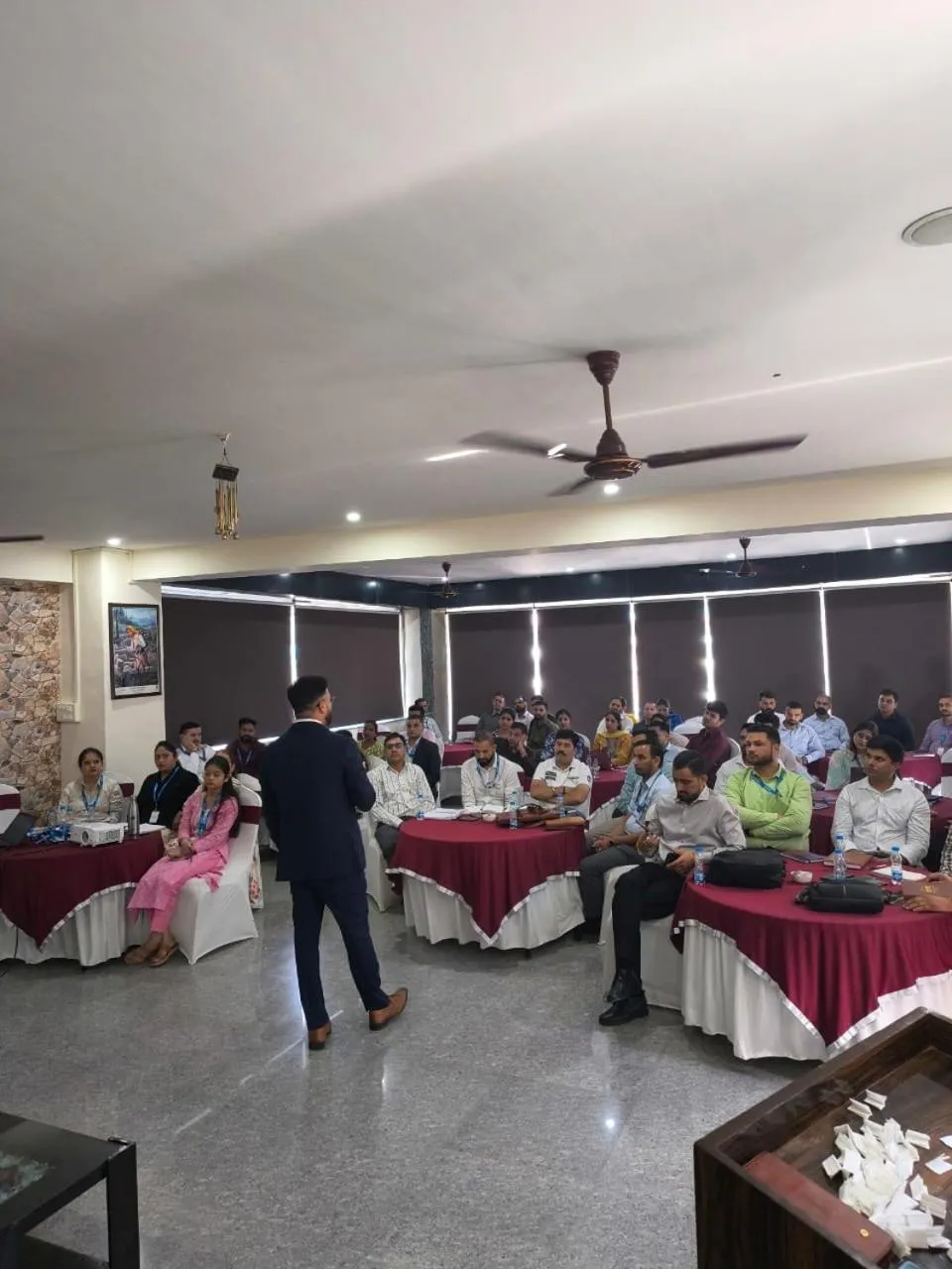 Meeting/conference room in Aliza Inn And Suites By SRS Hotels