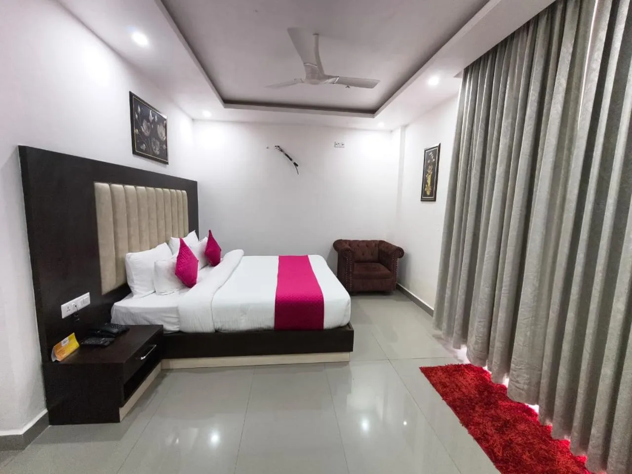 Bedroom, Bed in Aliza Inn And Suites By SRS Hotels