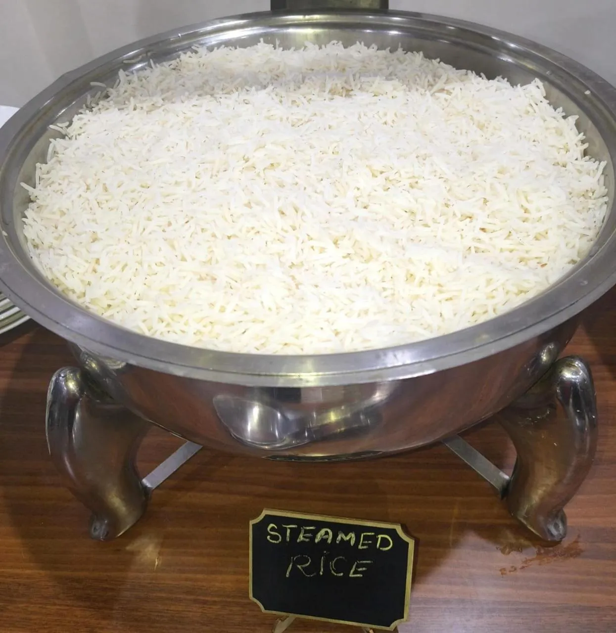 Restaurant/places to eat in Aliza Inn And Suites By SRS Hotels