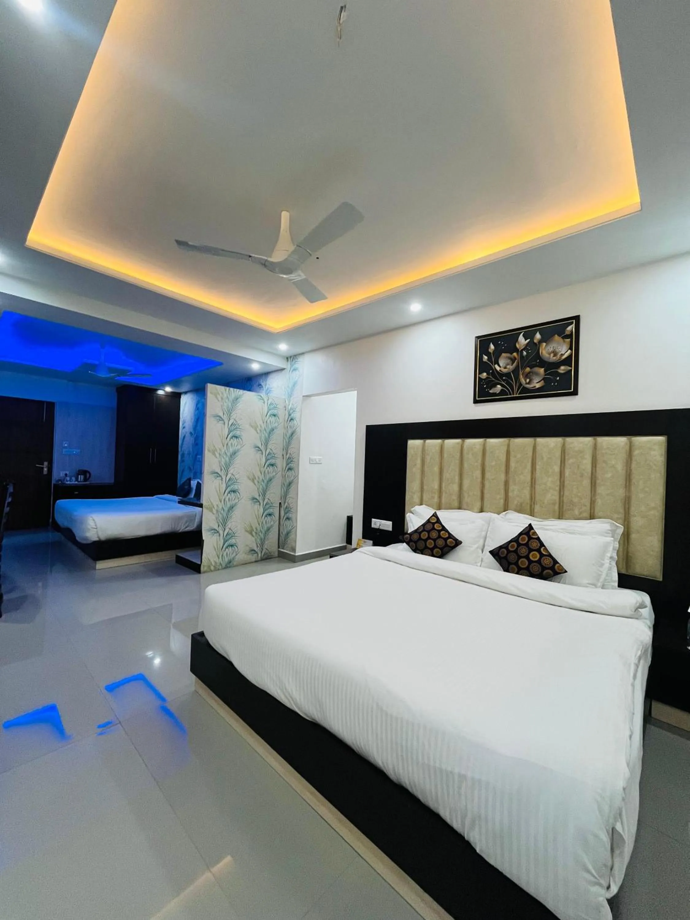 Bedroom, Bed in Aliza Inn And Suites By SRS Hotels