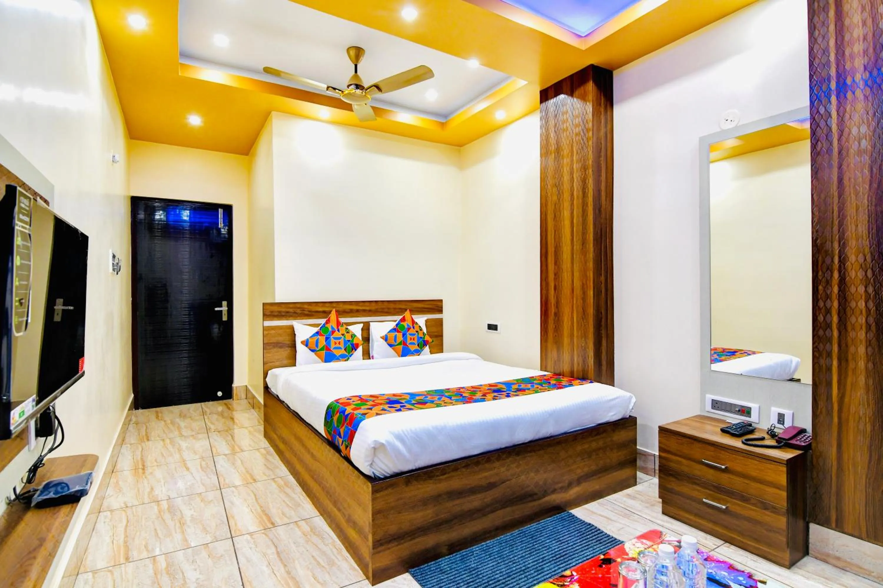 Bed in HOTEL KANAN INN